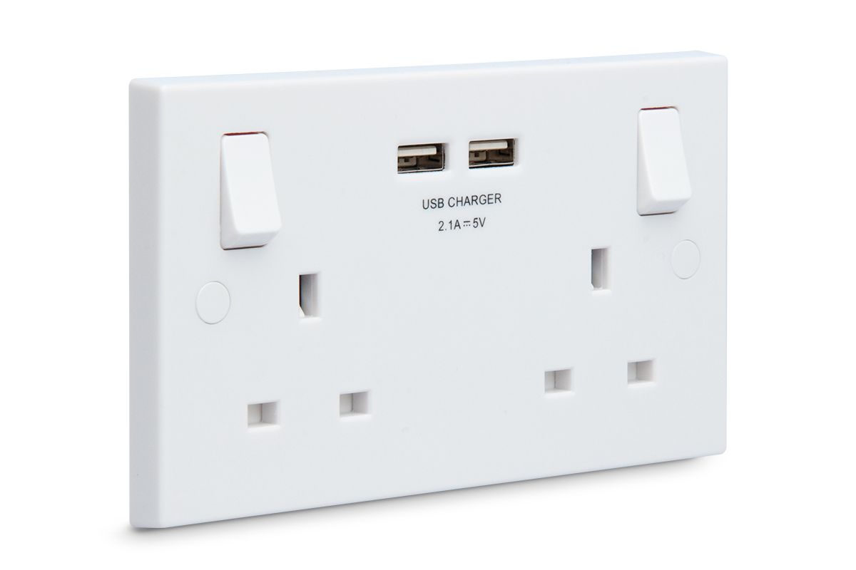 British General White Double USB socket, 2 x 2.1A USB