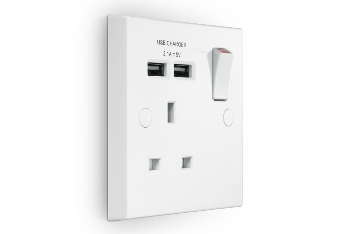 British General White Single USB socket, 2 x 2.1A USB