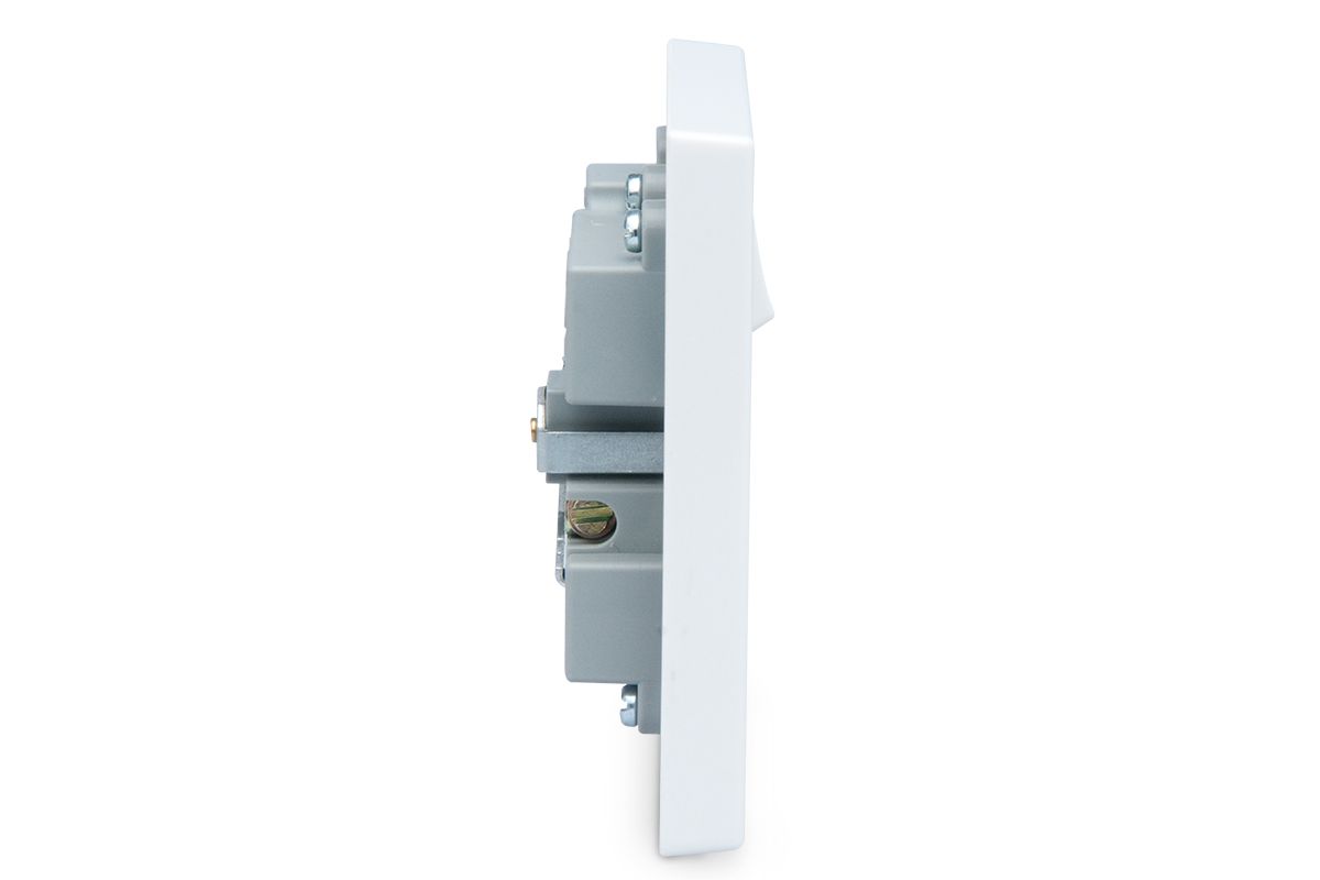British General White Single USB socket, 2 x 2.1A USB