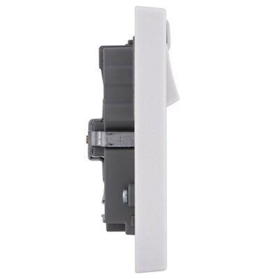 British General White WiFi extender socket