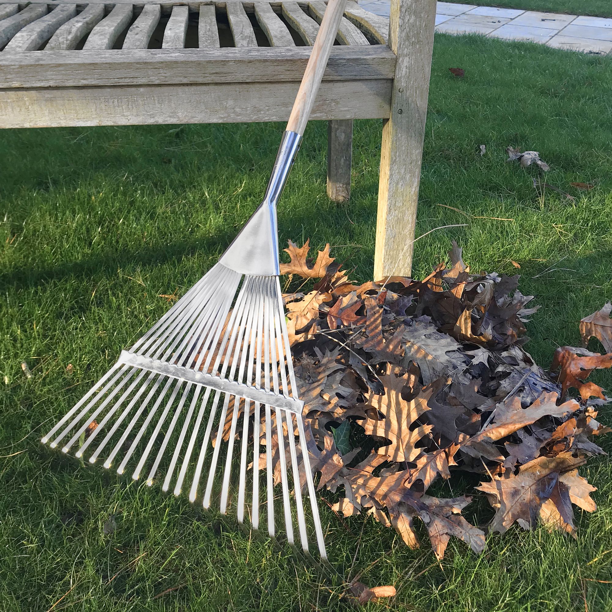 Burgon & Ball Steel Lawn Hand rake (W)440mm
