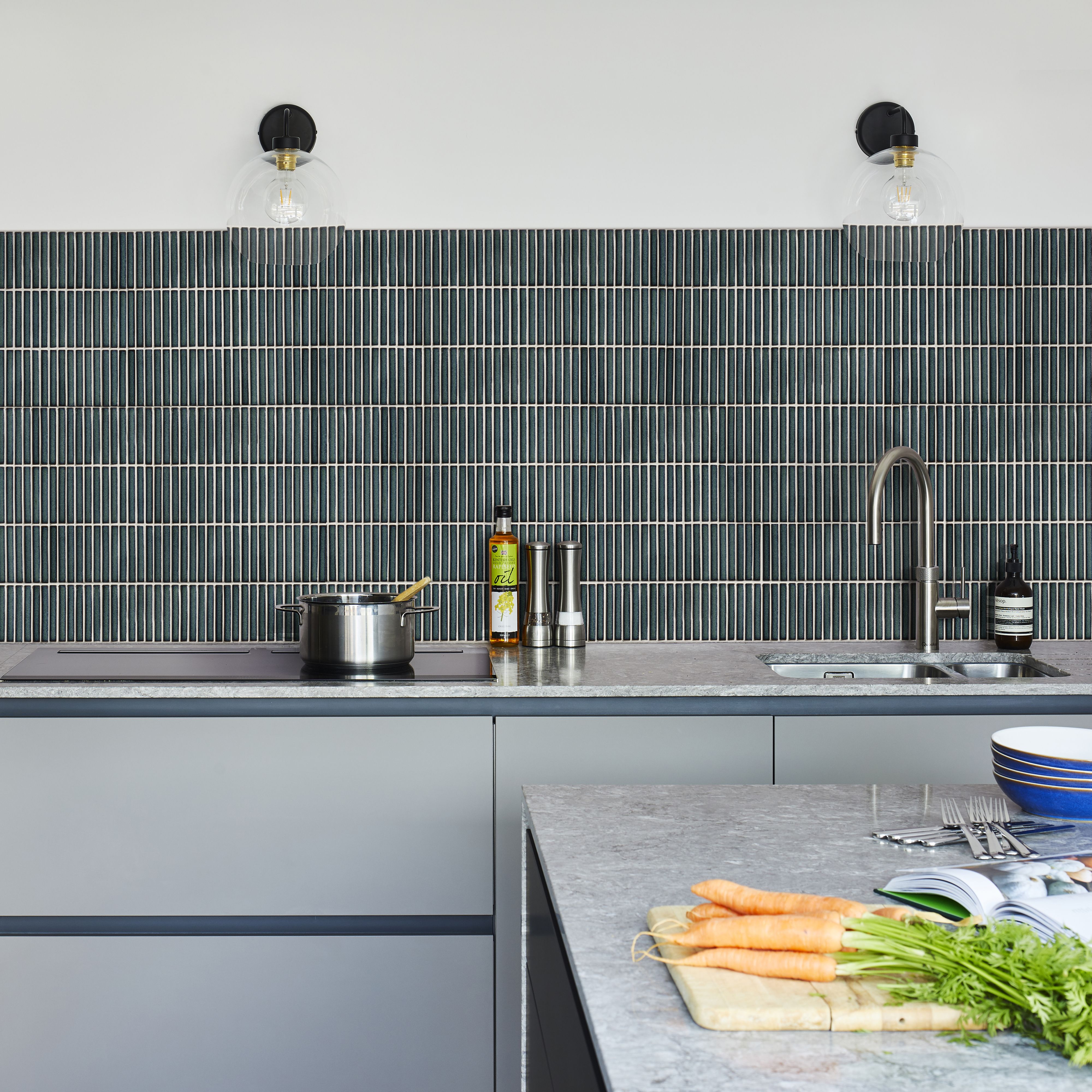 Ca’Pietra Linear Aegean Dusk Gloss Metallic effect Porcelain Indoor Wall tile, (L)295mm (W)284mm