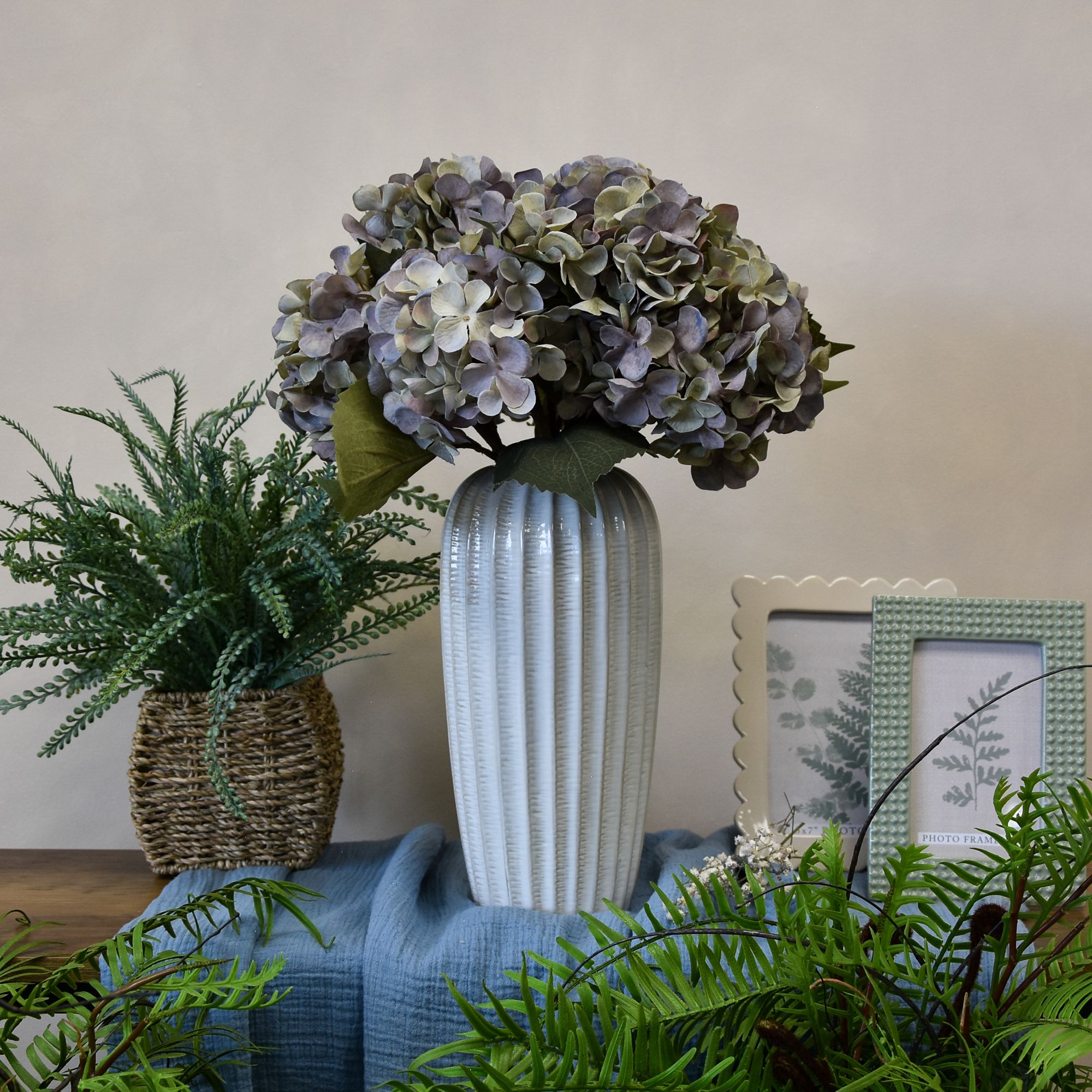 Candlelight Medium Cream Matt Ceramic Vase, (H)28.5cm (D)13cm