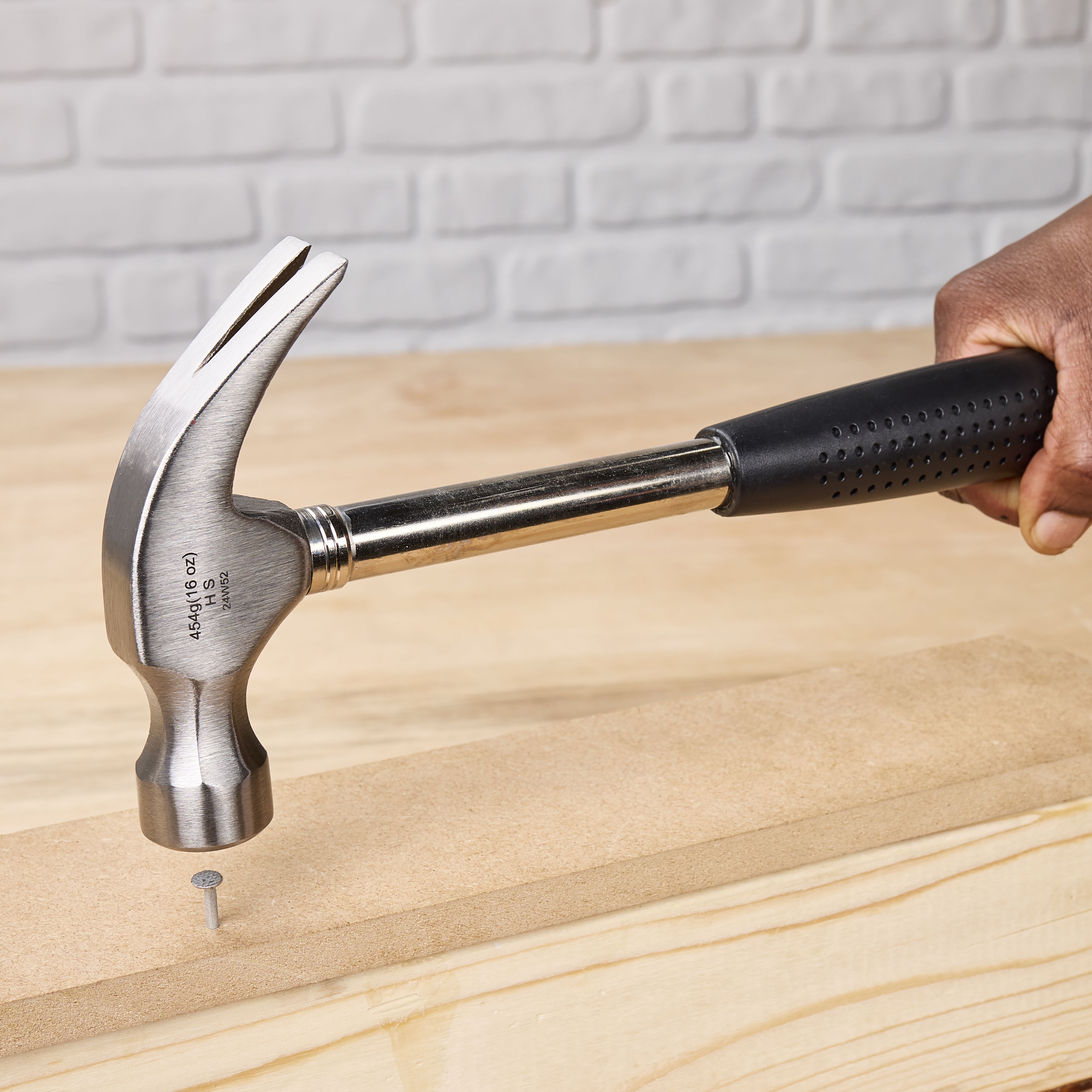 Carbon steel Soft grip Claw Hammer 1lb