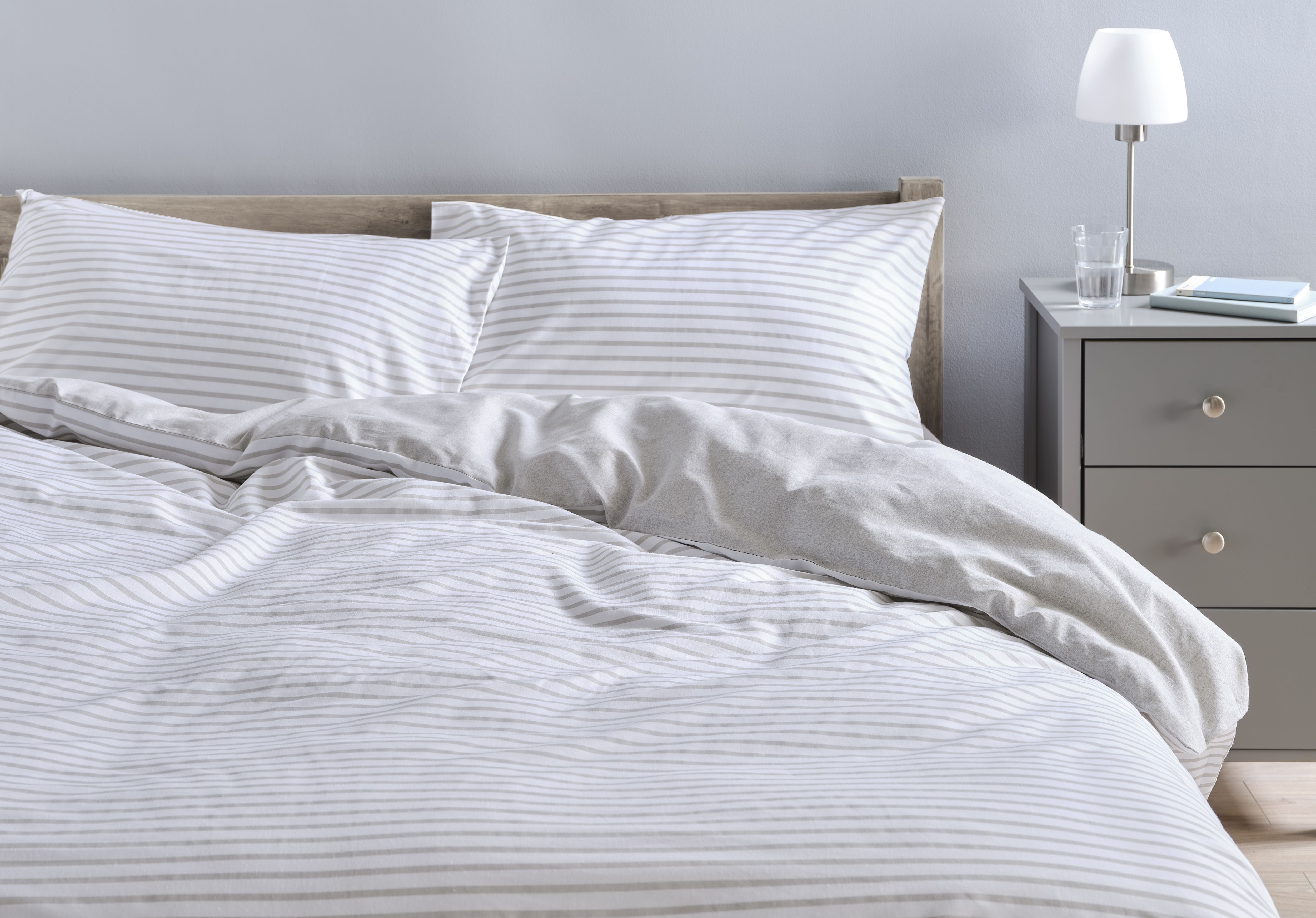 Charley Striped Grey King Duvet cover & pillow case set