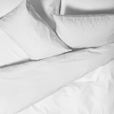 Chartwell Easy care Plain White Single Bedding set