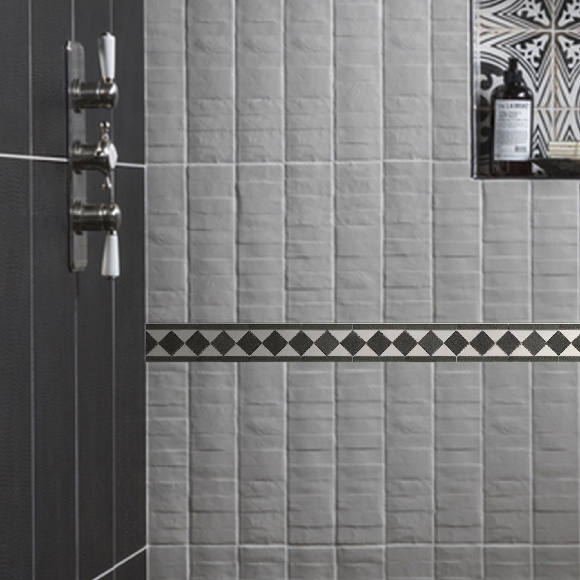 Chikago Black & white Natural stone Border tile