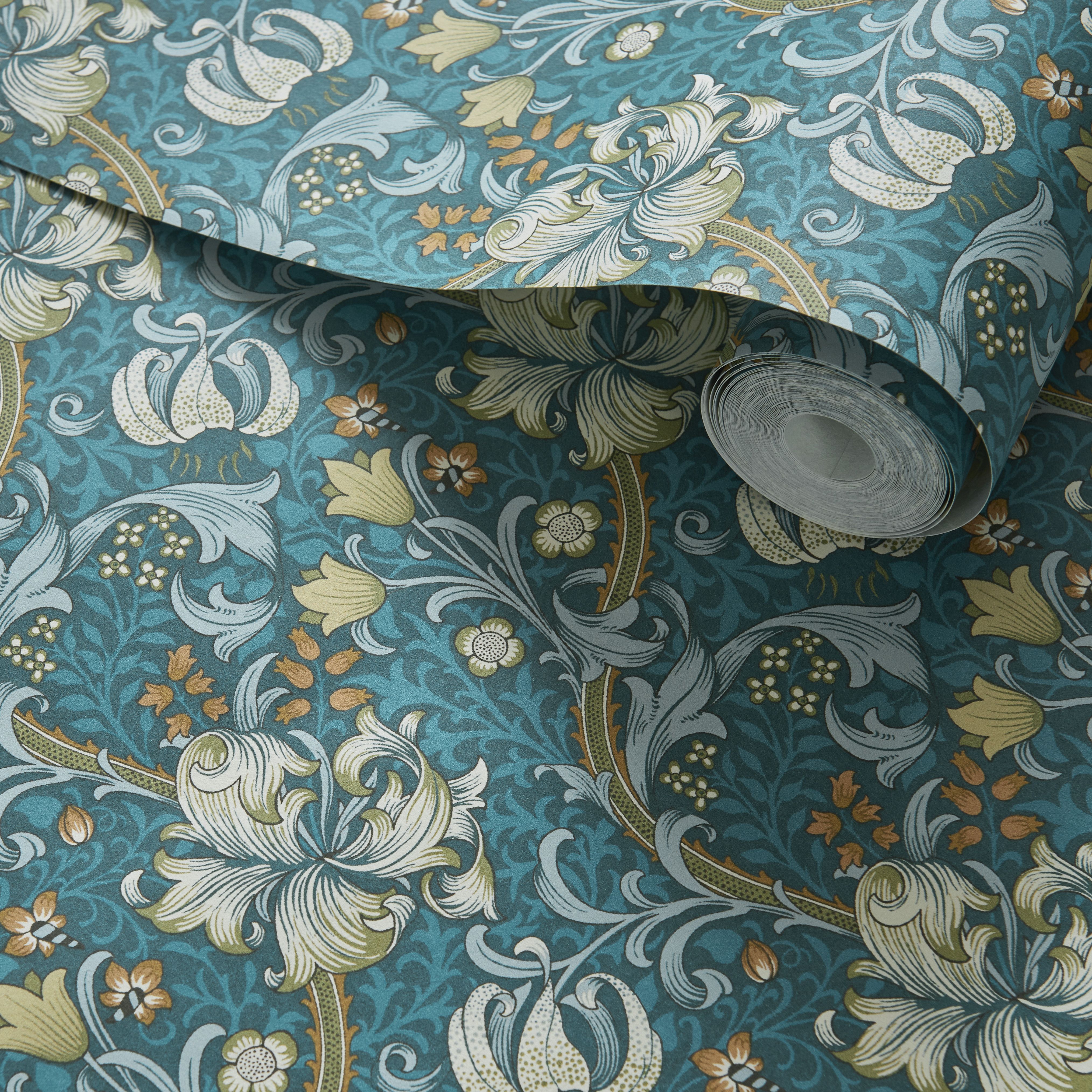 Clarke & Clarke Golden Lily Teal Smooth Wallpaper