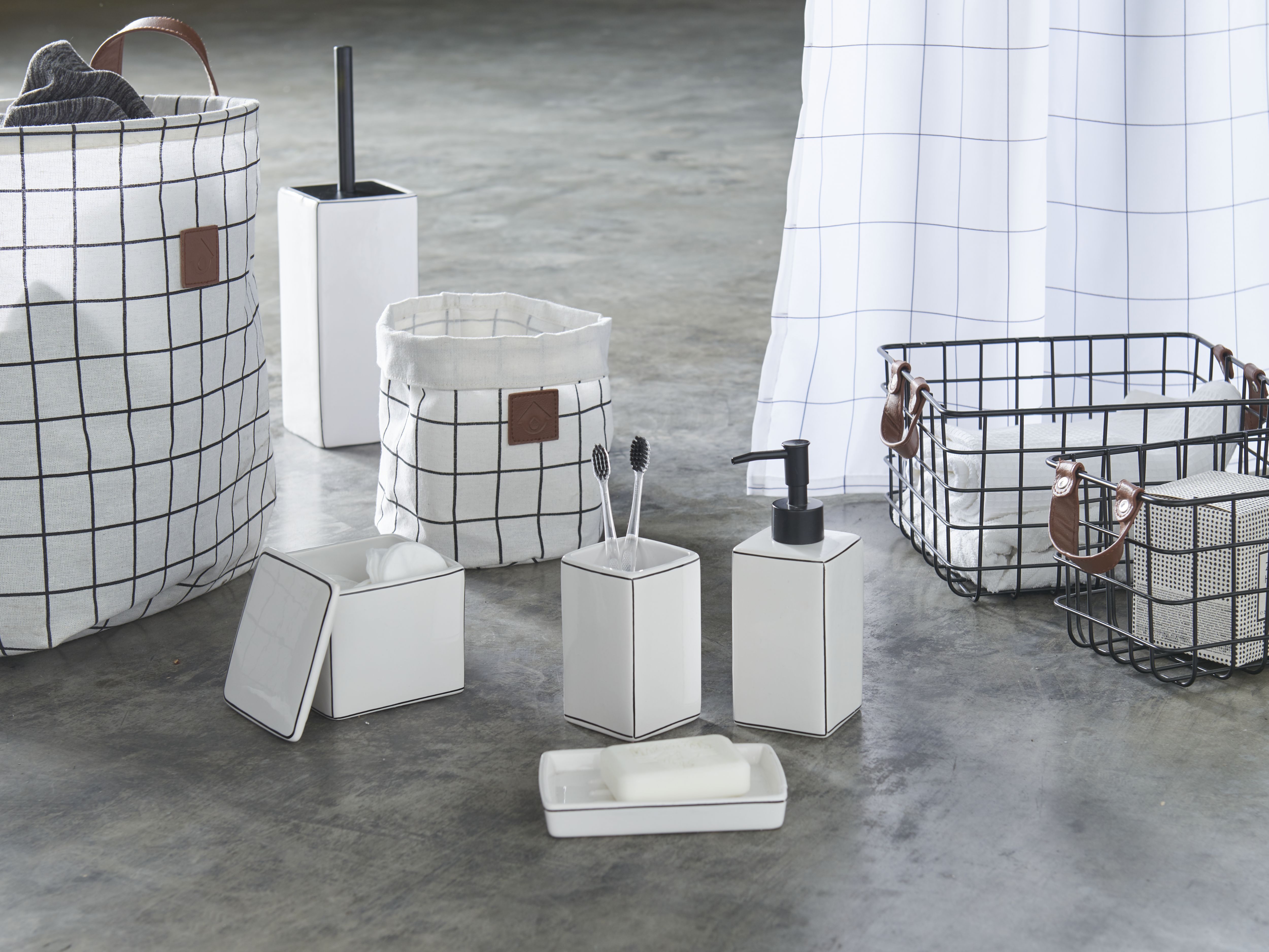 Cokun Aetna White & black Storage basket (H)18cm (W)18cm
