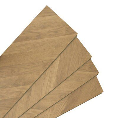 Colours Alessano Herringbone oak effect Laminate Flooring, 1.39m²