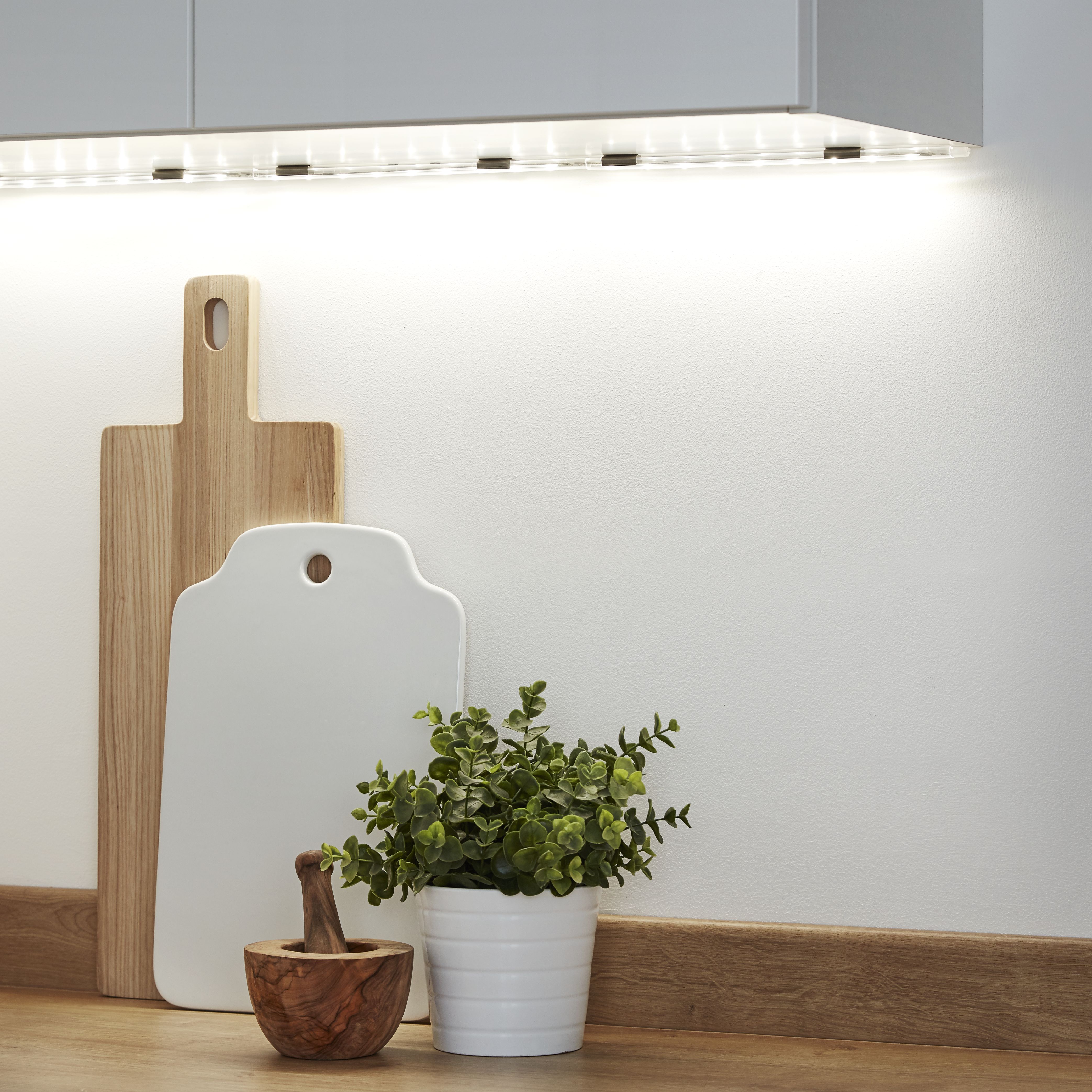 Colours Donny Clear Mains-powered LED Neutral white Under cabinet light IP20 (L)320mm (W)8.5mm, Pack of 3