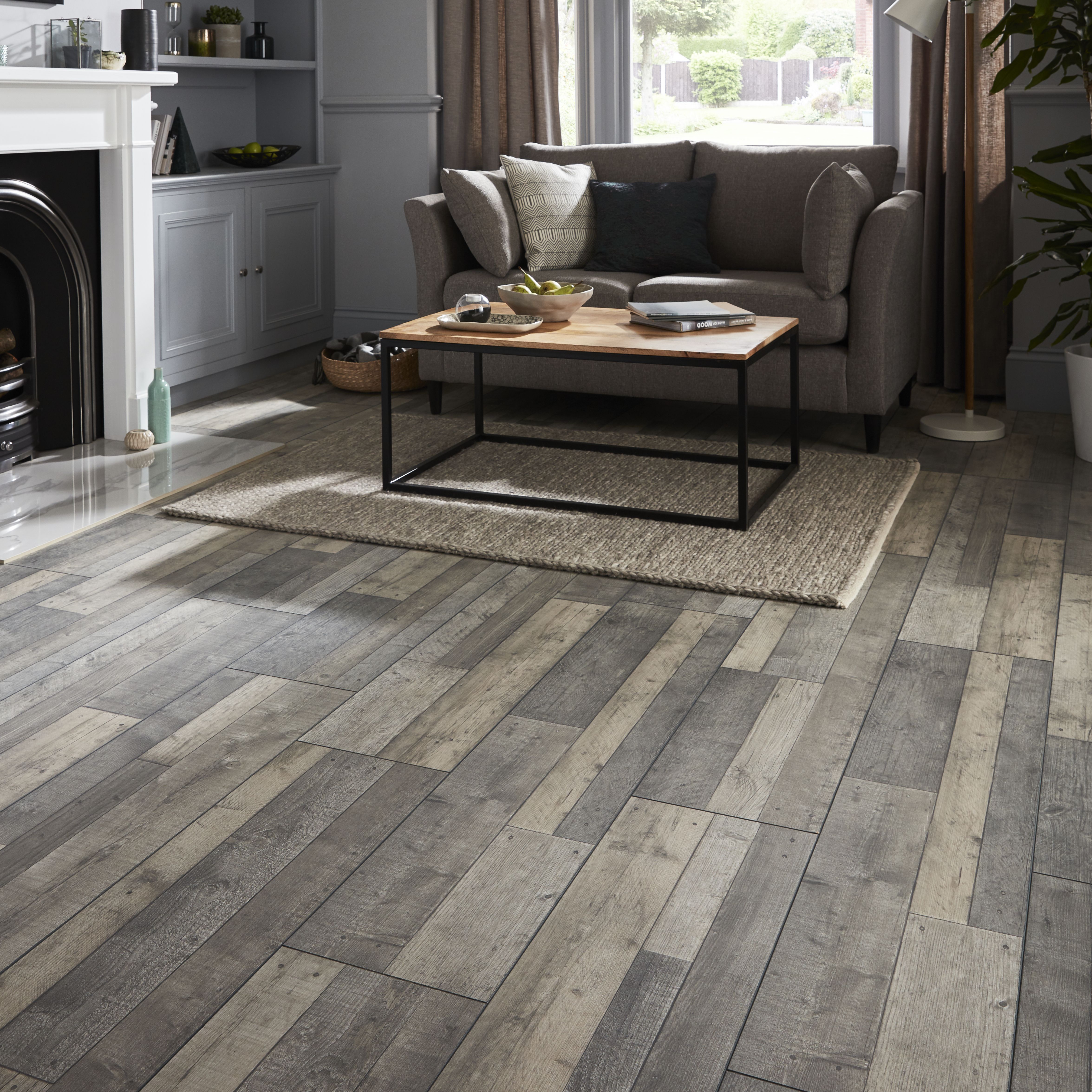 Colours Dunwich Greige Wood planks Oak effect Laminate Flooring 2.158m
