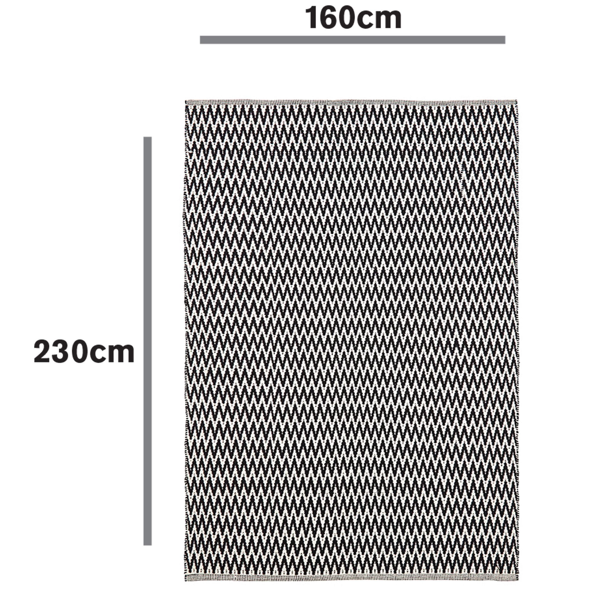 Colours Haillie Black & white Geometric Large Rug, (L)230cm x (W)160cm