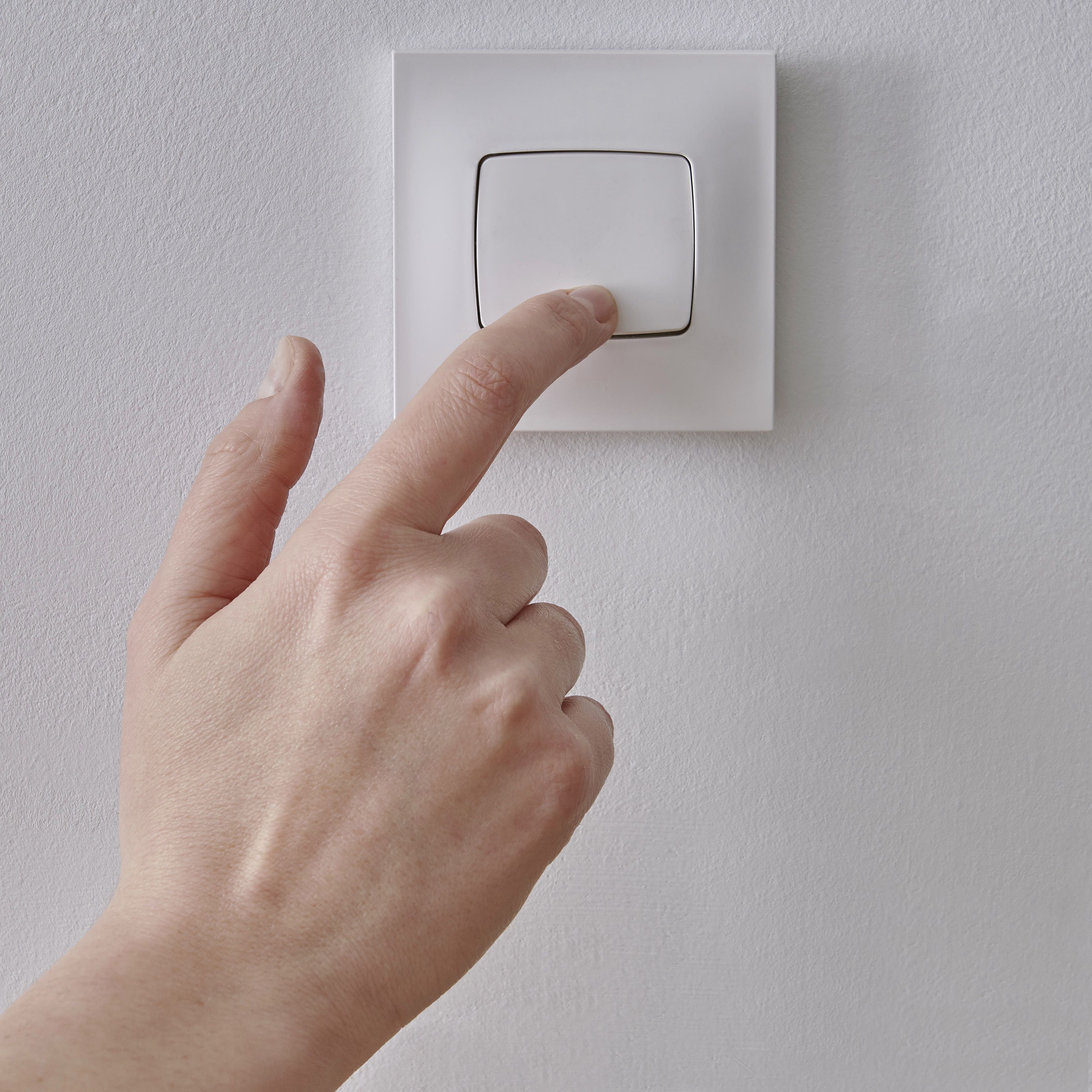 Colours Karluk White Non-adjustable LED Warm white & neutral white Downlight 13W IP65