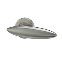 Colours Kestle Brushed Nickel effect Stainless steel Curved Latch Push-on rose Door handle (L)135mm, Pair