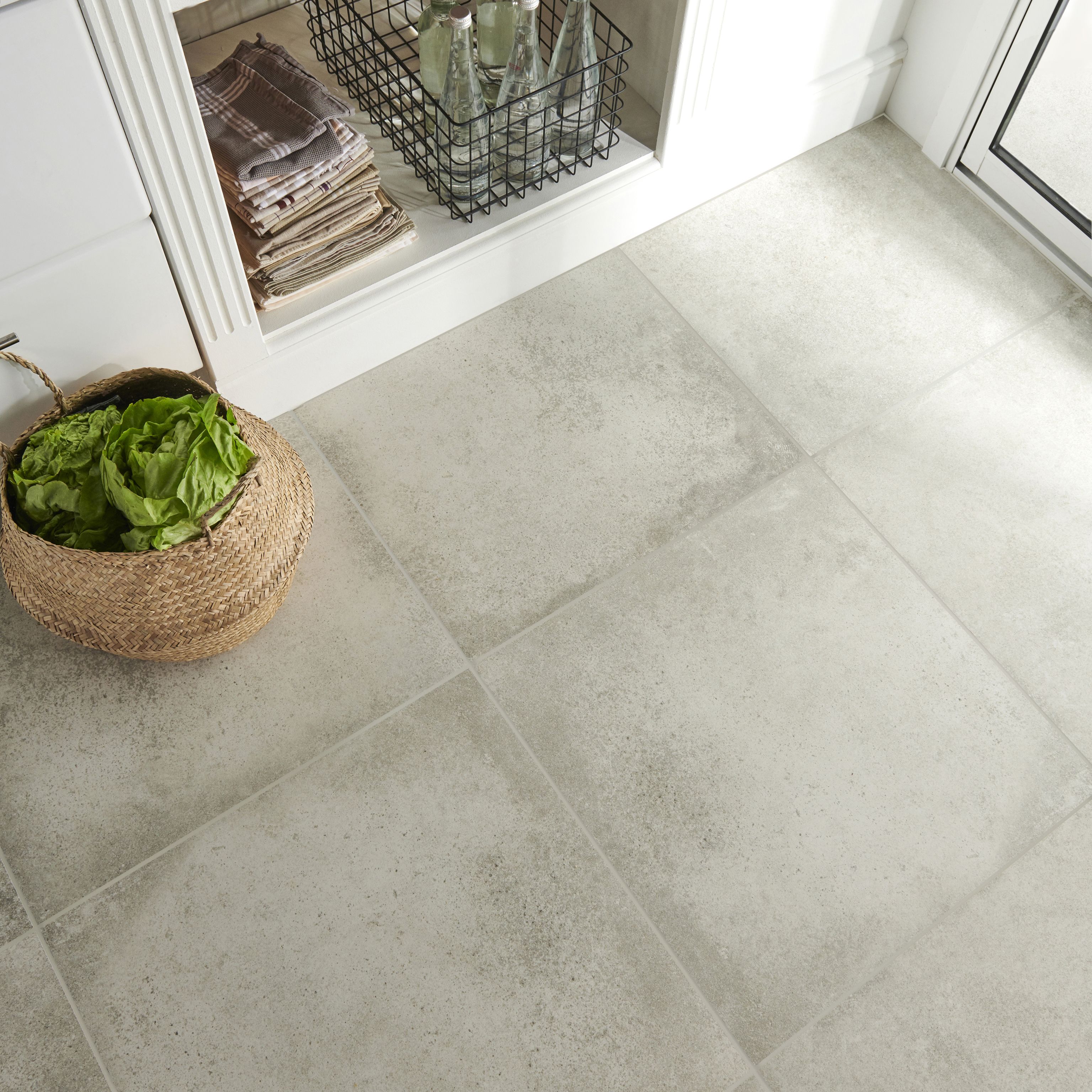 Colours Kontainer Light grey Matt Flat Concrete effect Textured Porcelain Indoor Wall & floor Tile - 8