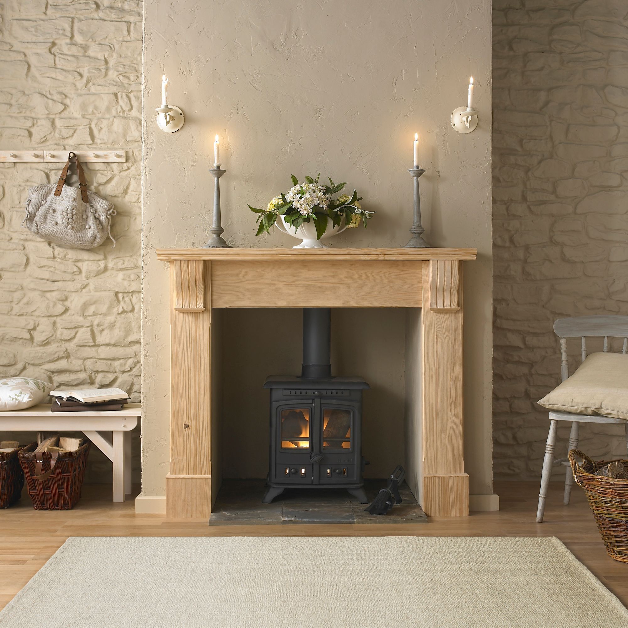 Colours Mahalla Beige Plain Medium Rug, (L)170cm x (W)120cm