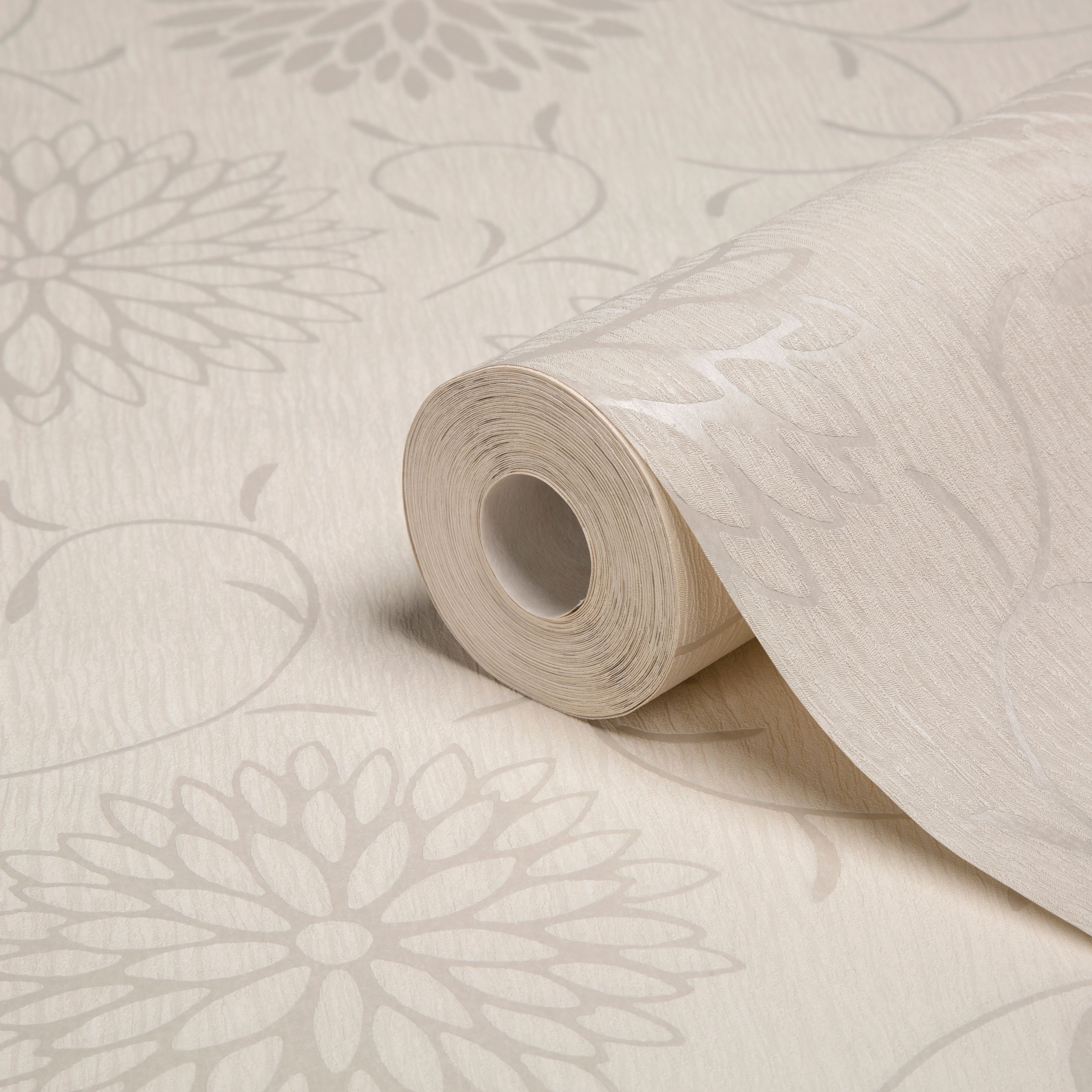 Colours Romantic Cream Floral Metallic Wallpaper DIY at B&Q
