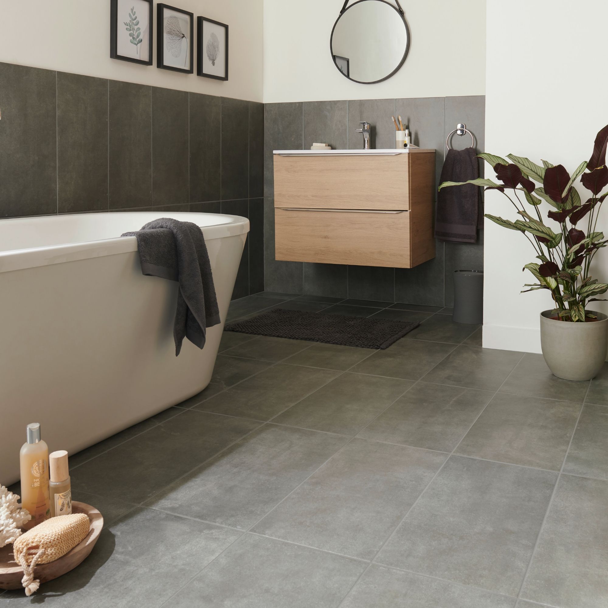 Colours Structured Grey Matt Concrete effect Textured Porcelain Indoor Wall & floor Tile, Pack of 6, (L)600mm (W)300mm