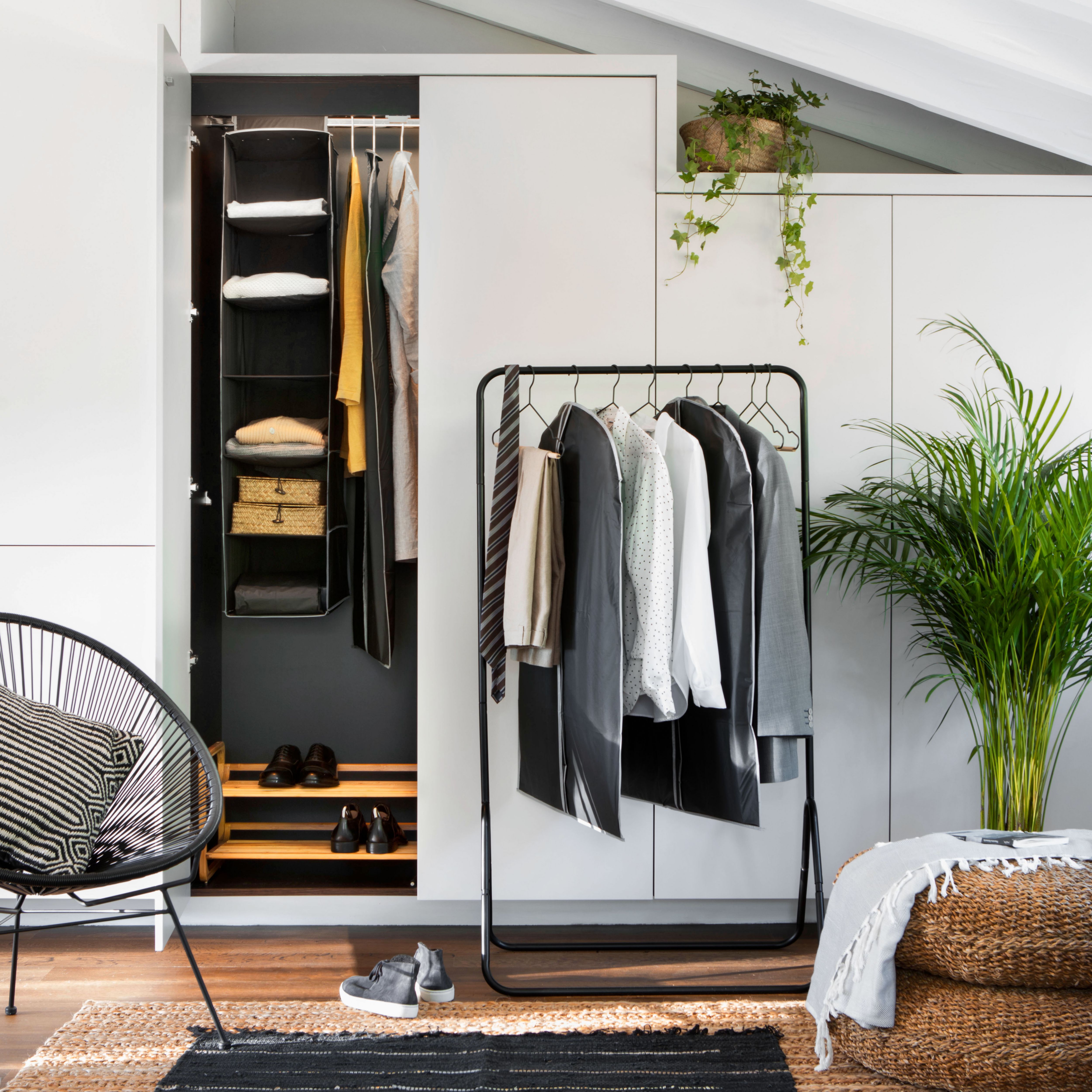 Compactor Black Suit Garment bag