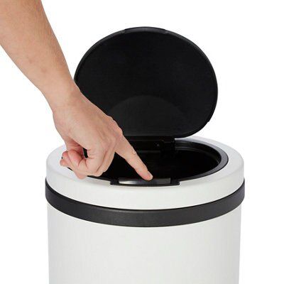 Cooke & Lewis Allium White Metal Touch Bin - 30L