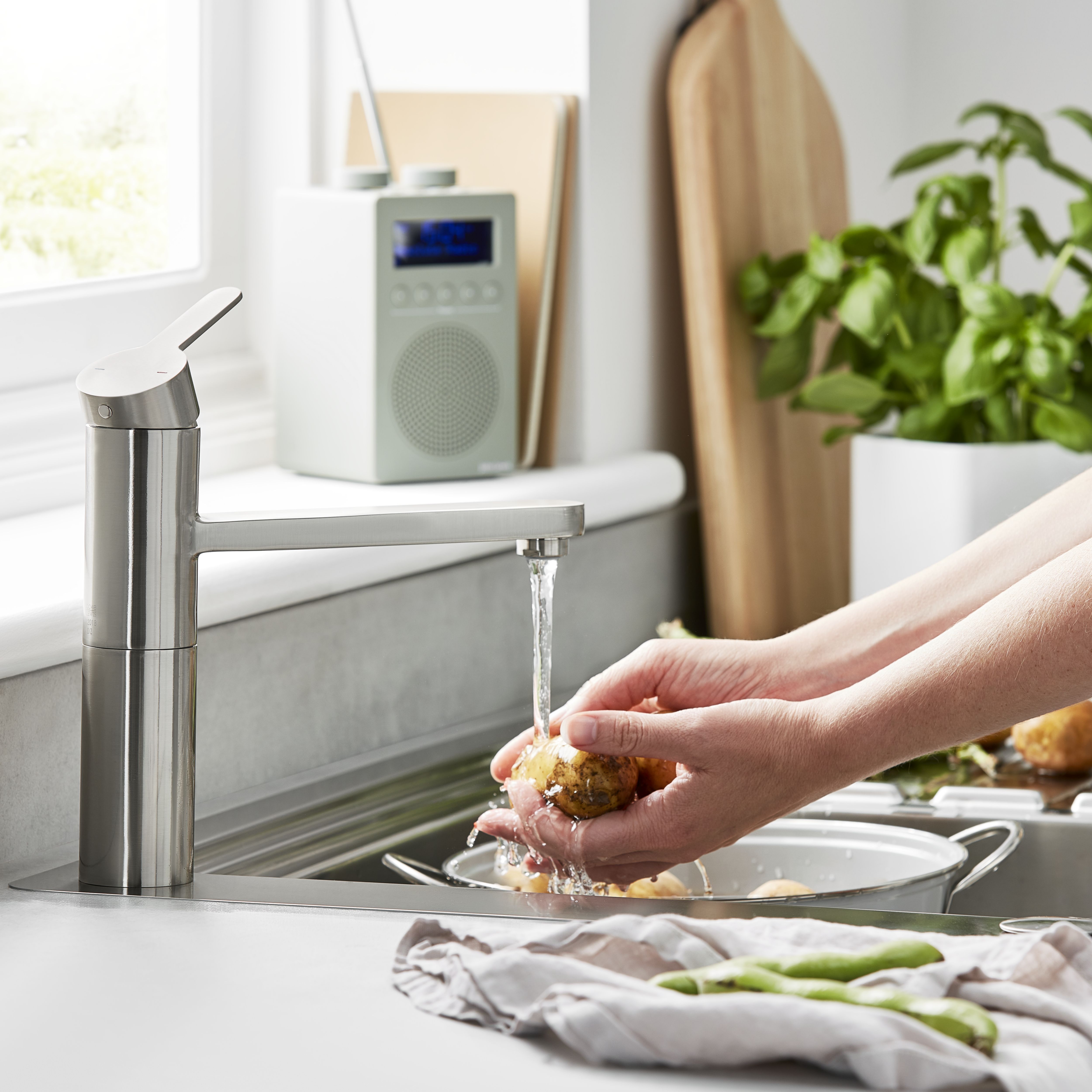 Cooke & Lewis Alysa Chrome effect Kitchen Top lever Tap
