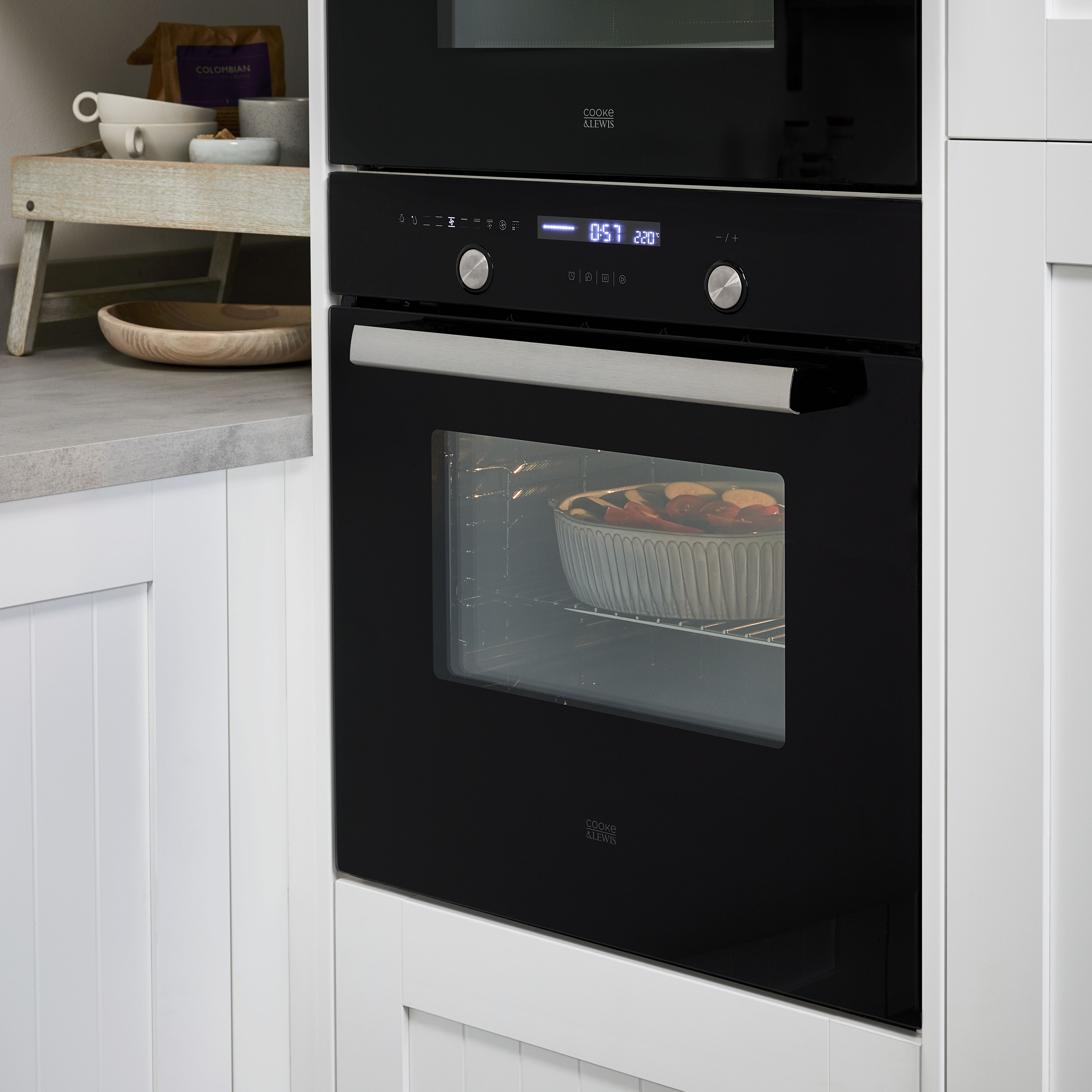 Cooke & Lewis CLPYBLa Built-in Single Multi-function Electric Oven - Black