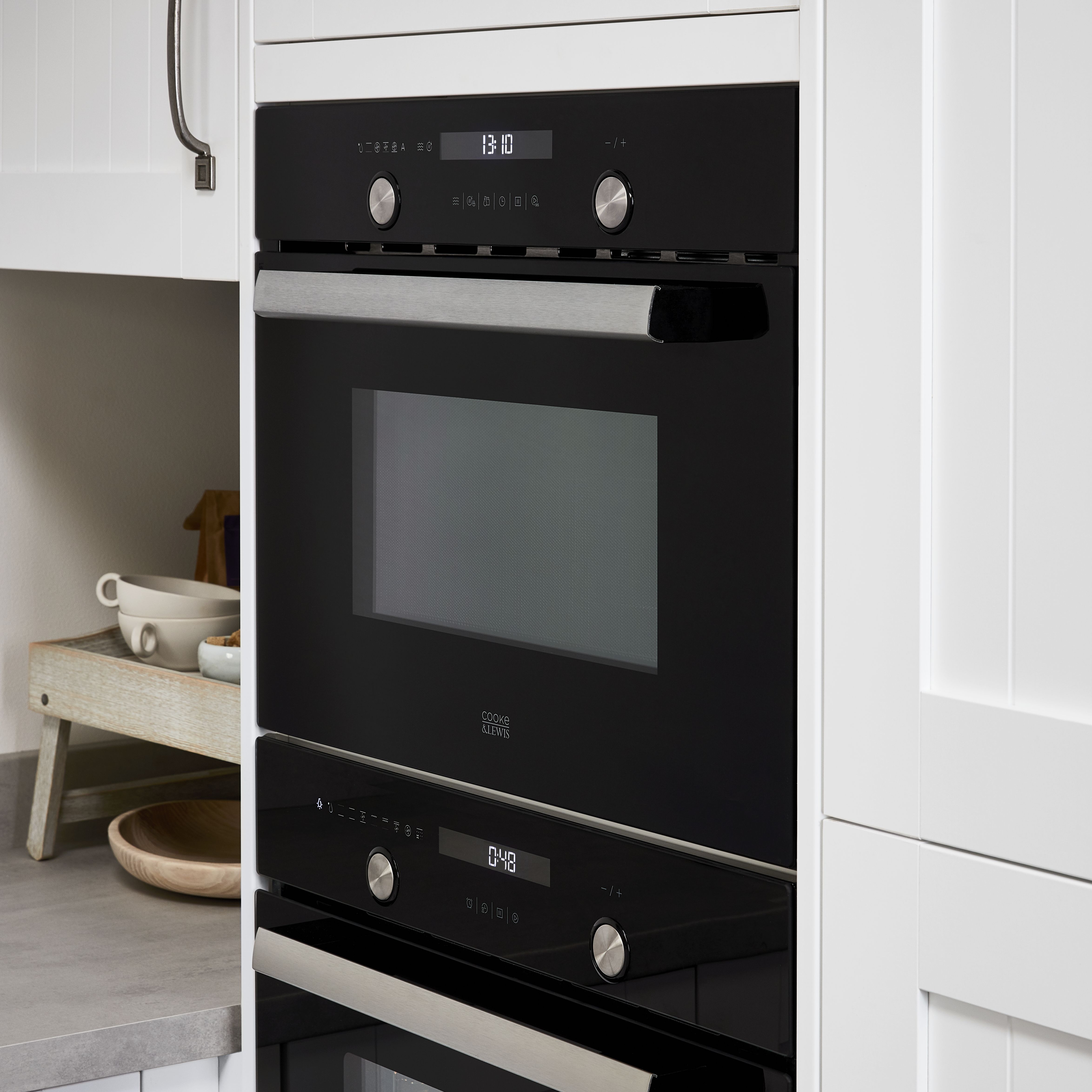 Cooke & Lewis CLPYBLa Built-in Single Multi-function Electric Oven - Black