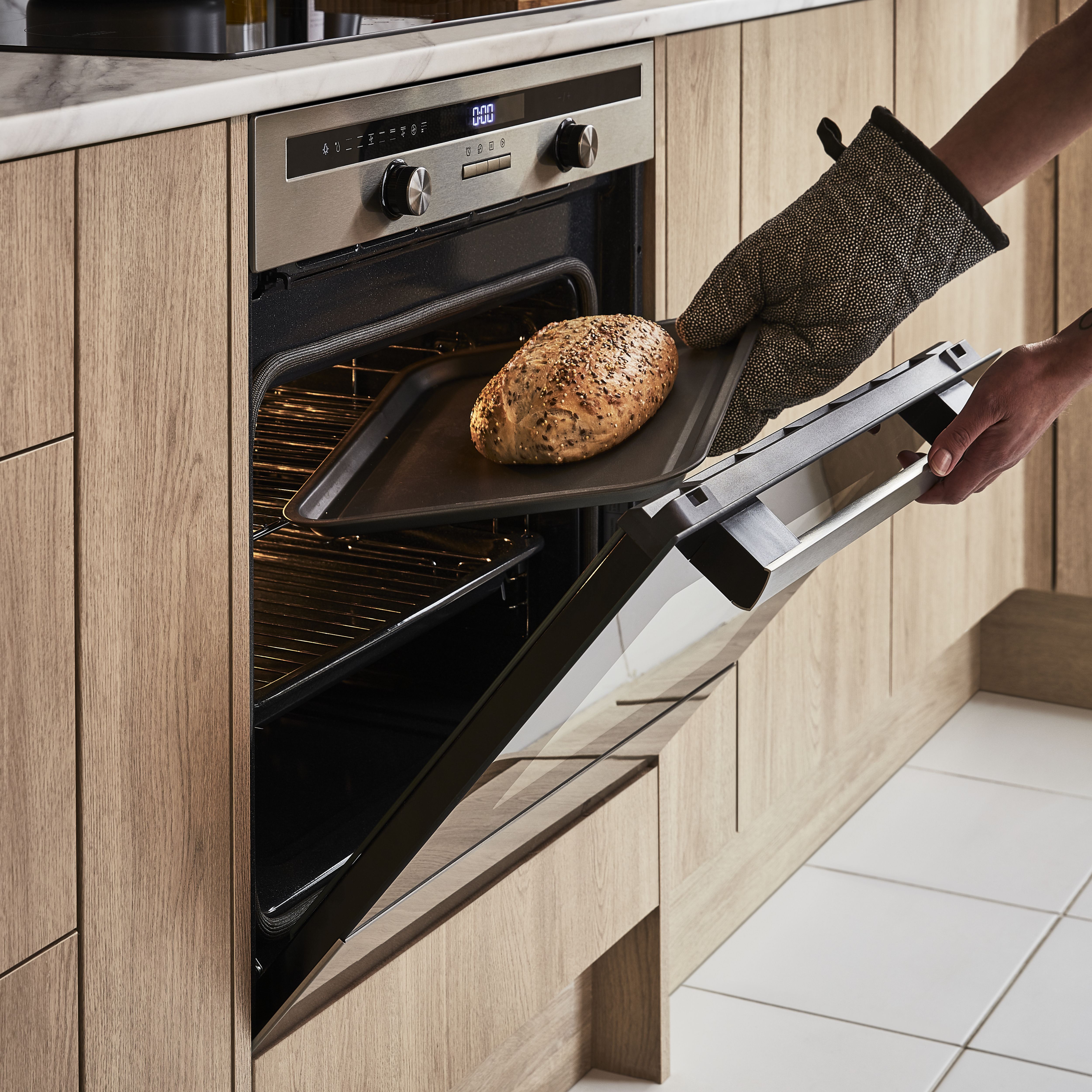 Cooke Lewis CLPYSTa Built in Single Pyrolytic Oven Brushed black grey stainless steel effect
