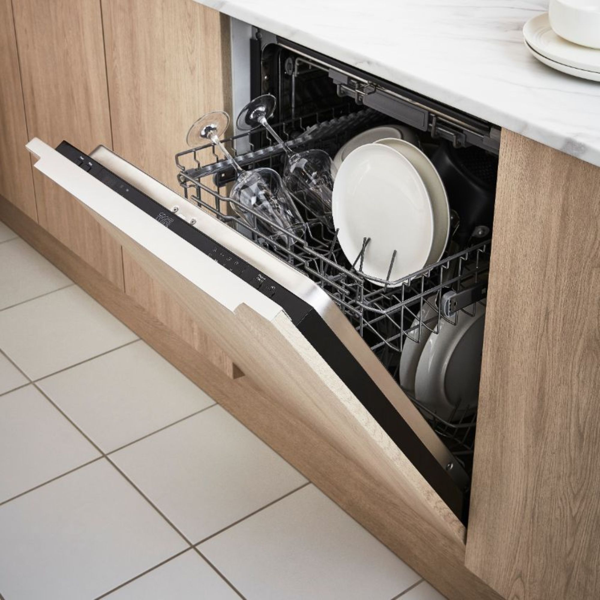 Cooke Lewis CLSLDISHUK Integrated Full size Dishwasher Black