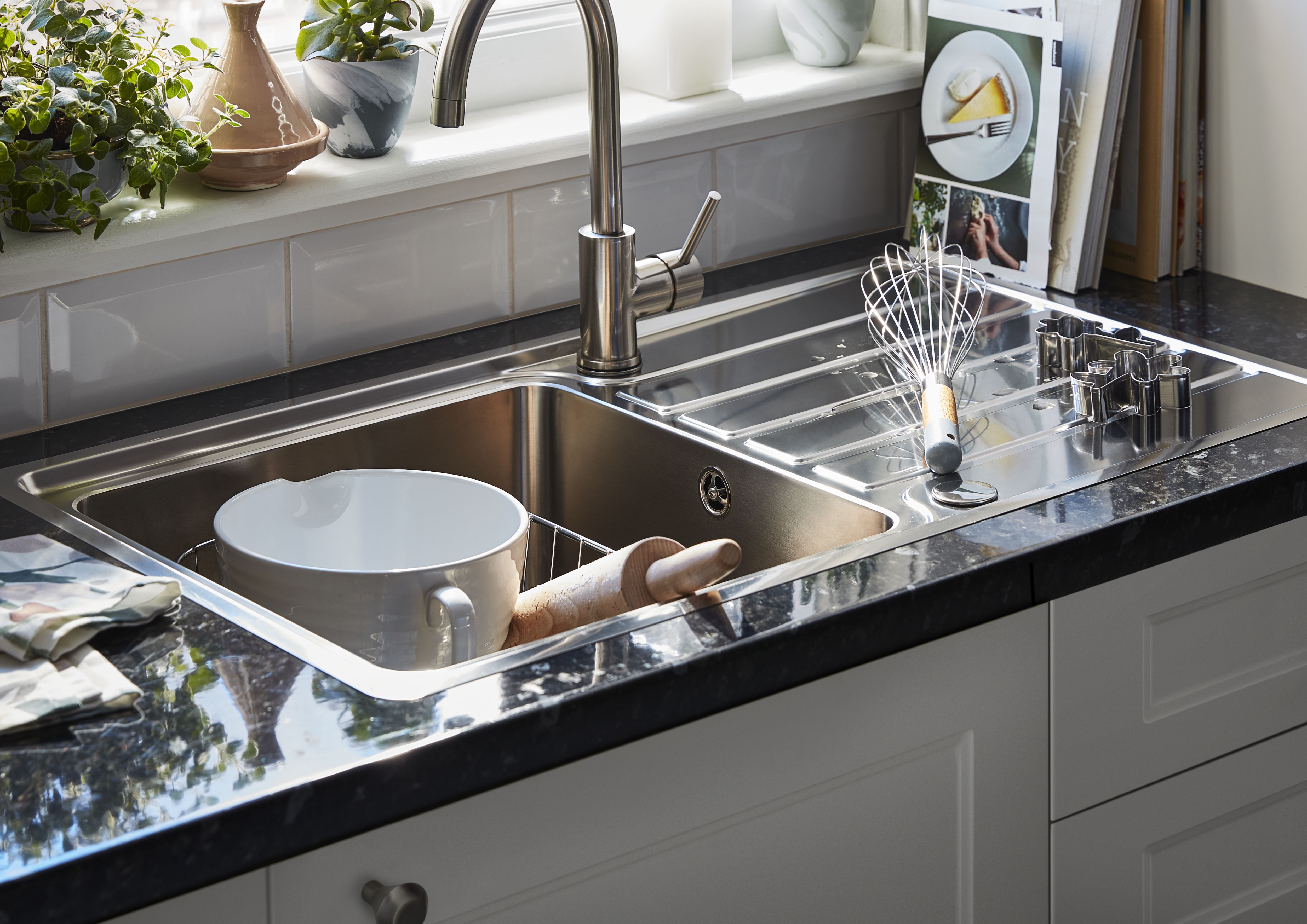 Cooke & Lewis Katiki Nickel effect Kitchen Pin side lever Tap