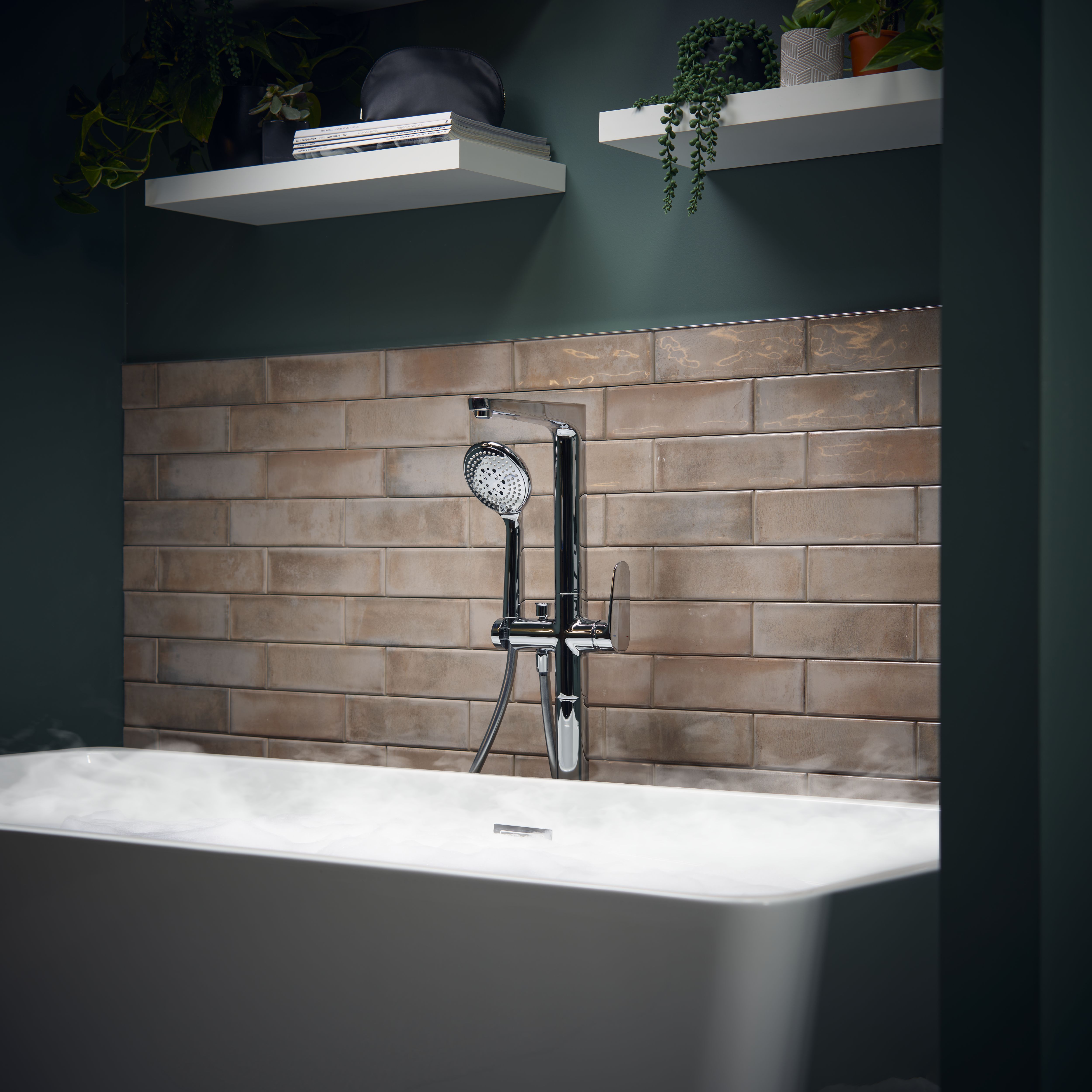 Cooke & Lewis Modern Gloss White Rectangular Freestanding Bath with 0 Tap holes (L)170cm (W)80cm