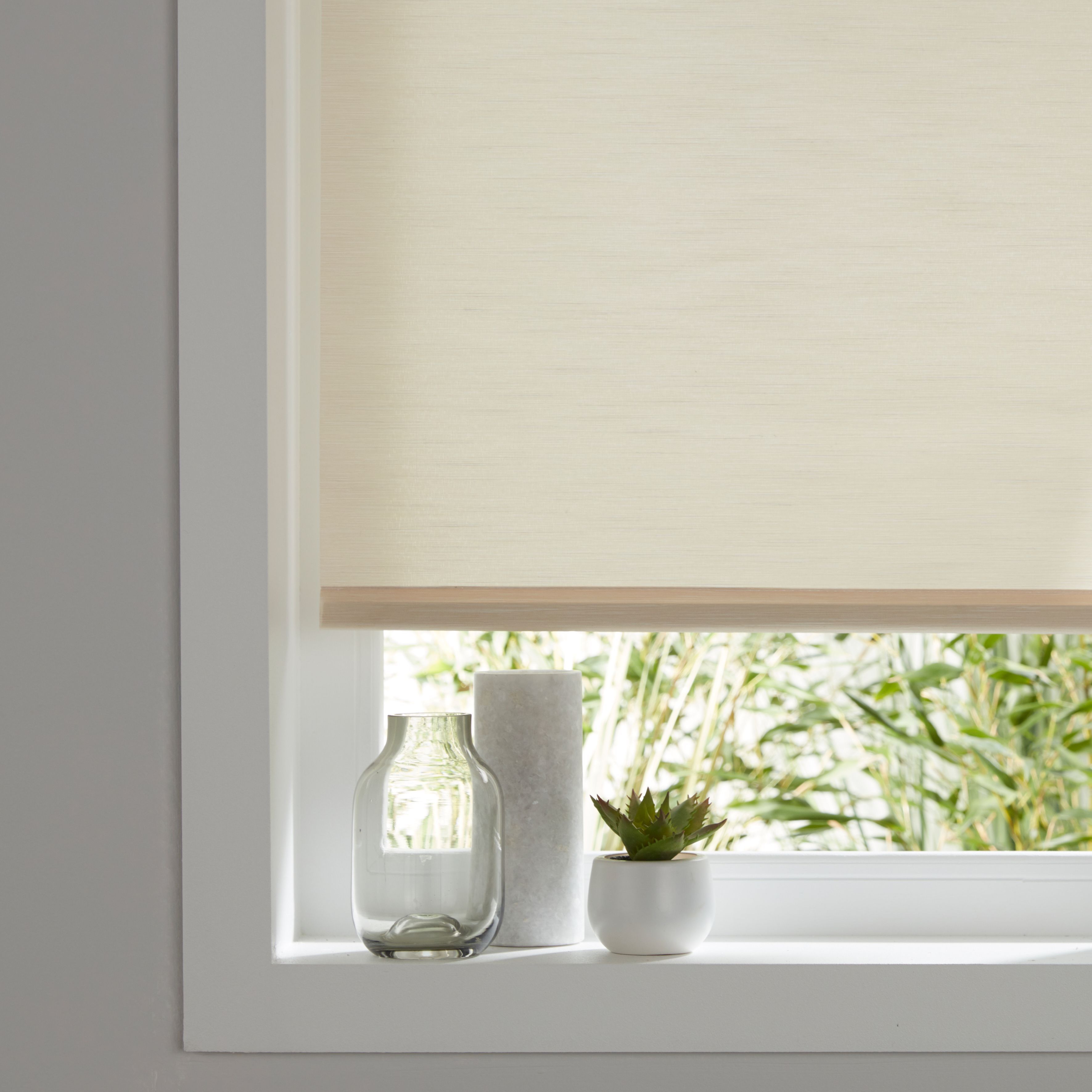 Corded Ivory Plain Daylight Roller Blind (W)120cm (L)160cm