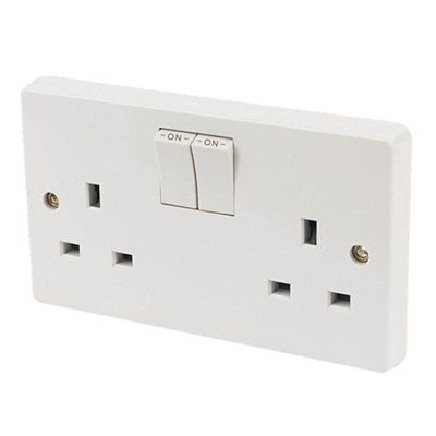 Crabtree White Double 13A Switched Socket