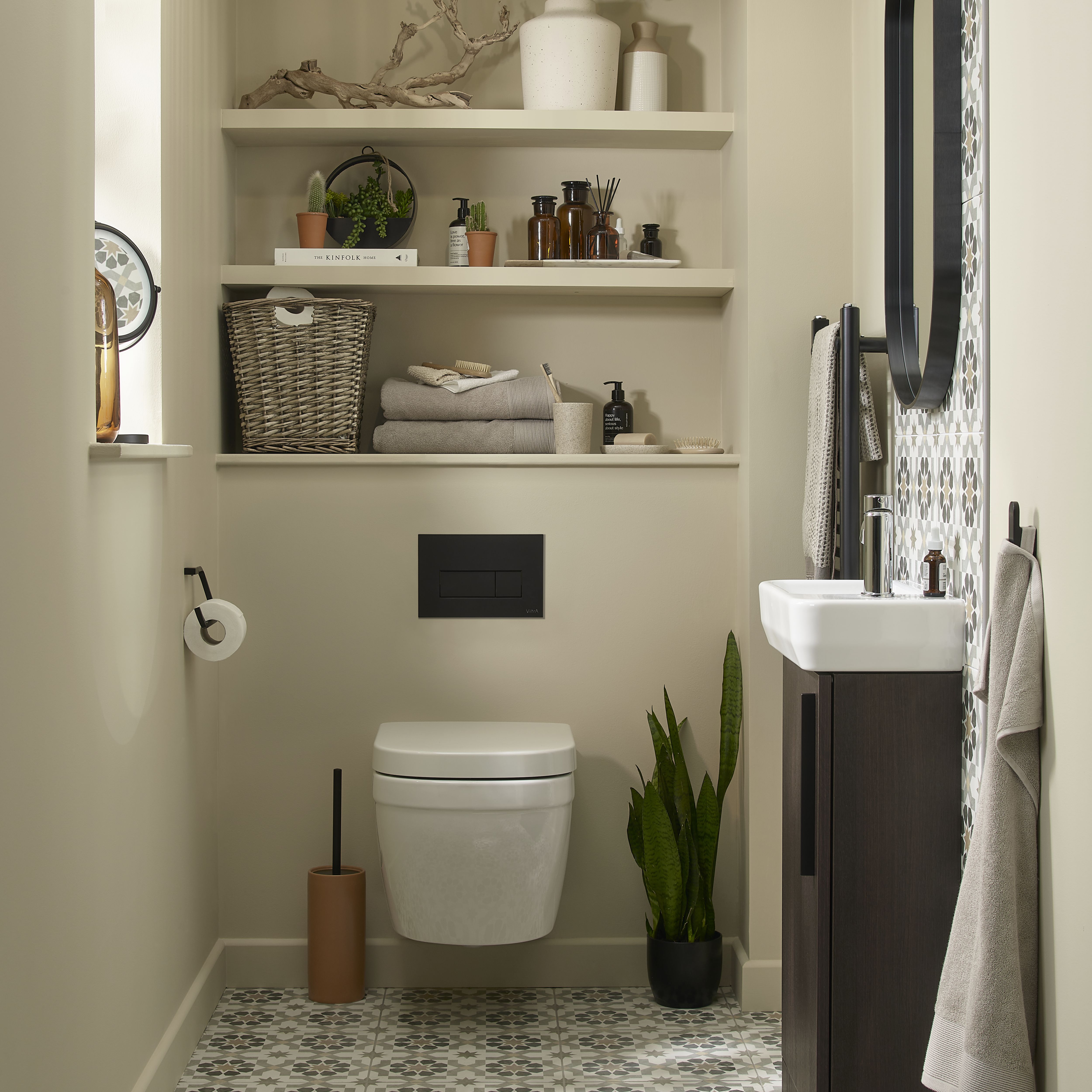 Croydex Matt Black Round Freestanding Bathroom Illuminated Modern Cosmetic mirror (H)35.9cm (W)23.5cm