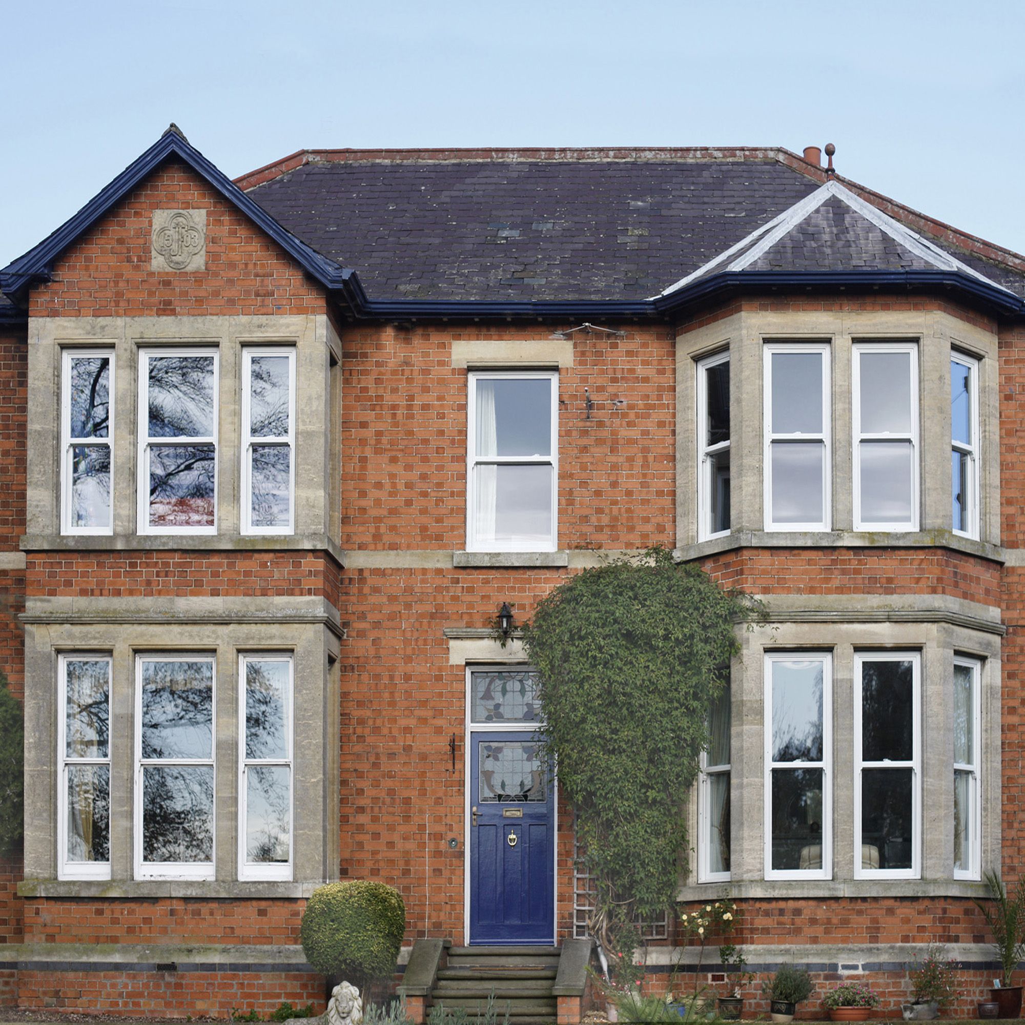 Crystal 1P Clear Glazed White uPVC Tilt & turn right Sash window, (H)1190mm (W)890mm