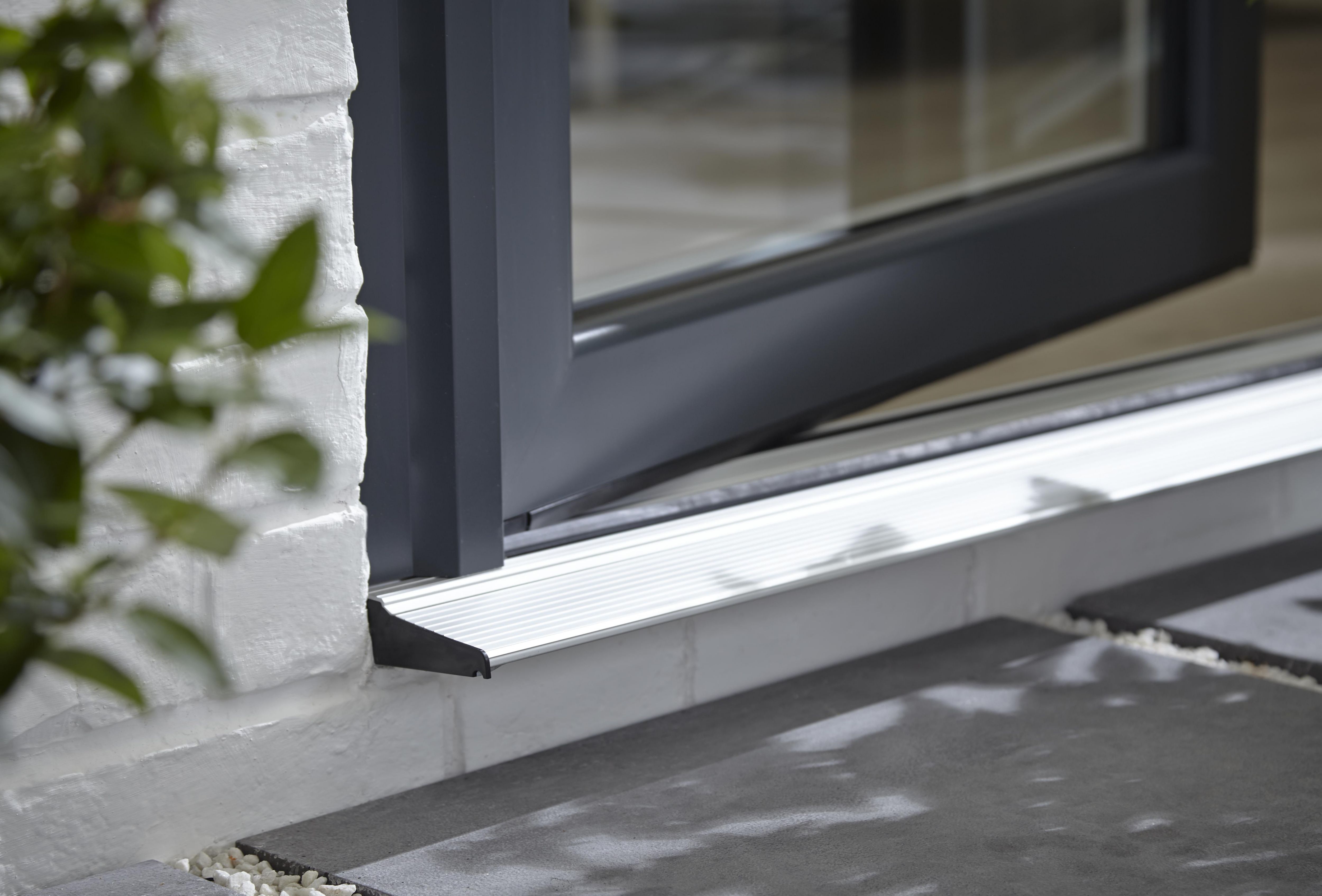 Crystal Clear Glazed Anthracite Aluminium Fixed Window, (H)2104mm (W)1000mm
