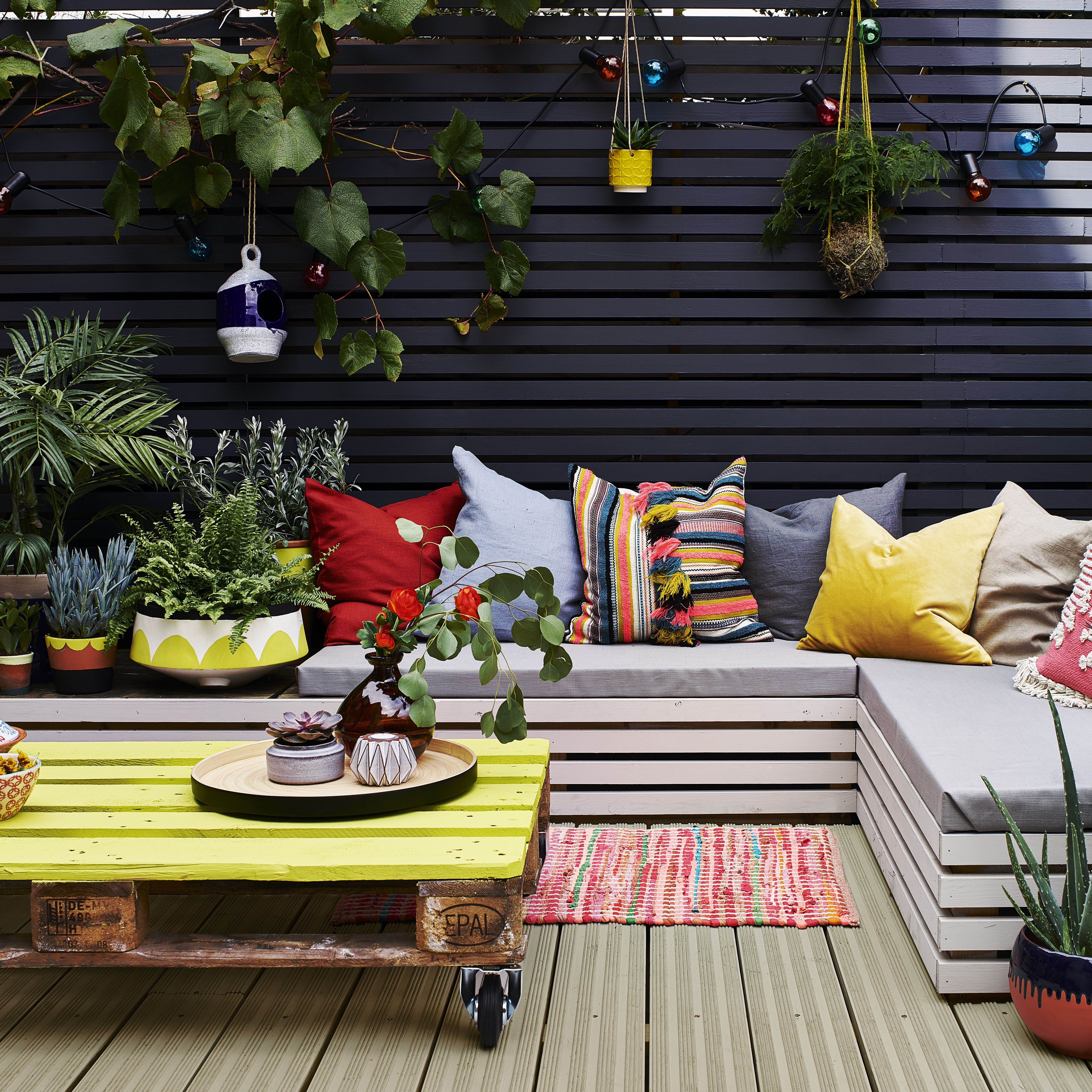 Cuprinol Garden shades Urban slate Matt Multi-surface Exterior Fencing & sheds Wood paint, 5L