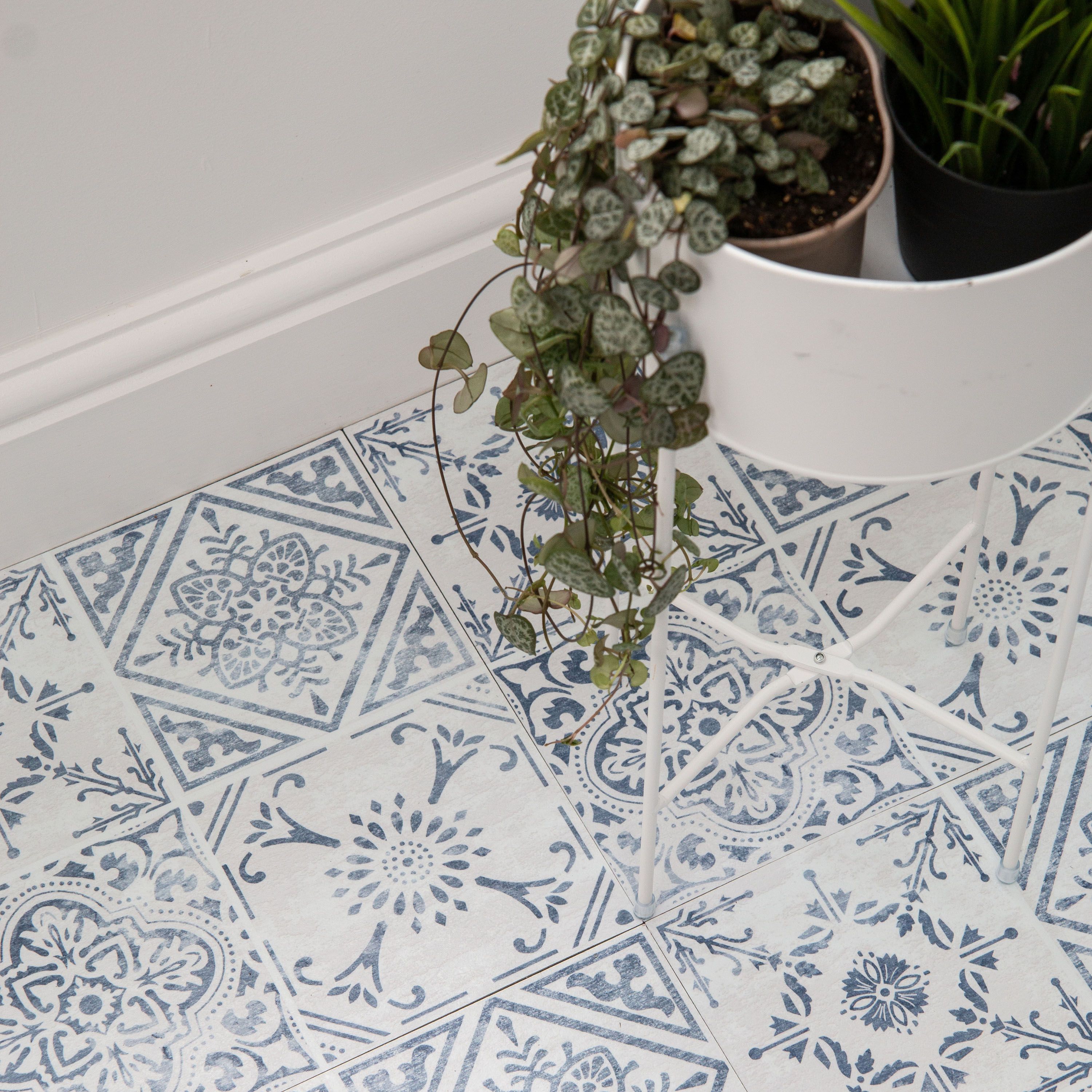 D-C-Fix Blue & White Vintage Tile effect Self-adhesive Vinyl tile - 5