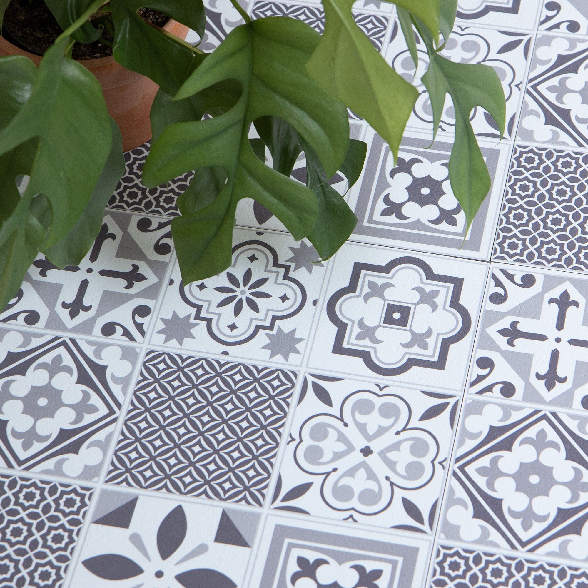 D-C-Fix Grey & White Oriental Tile effect Self-adhesive Vinyl tile, 1m²