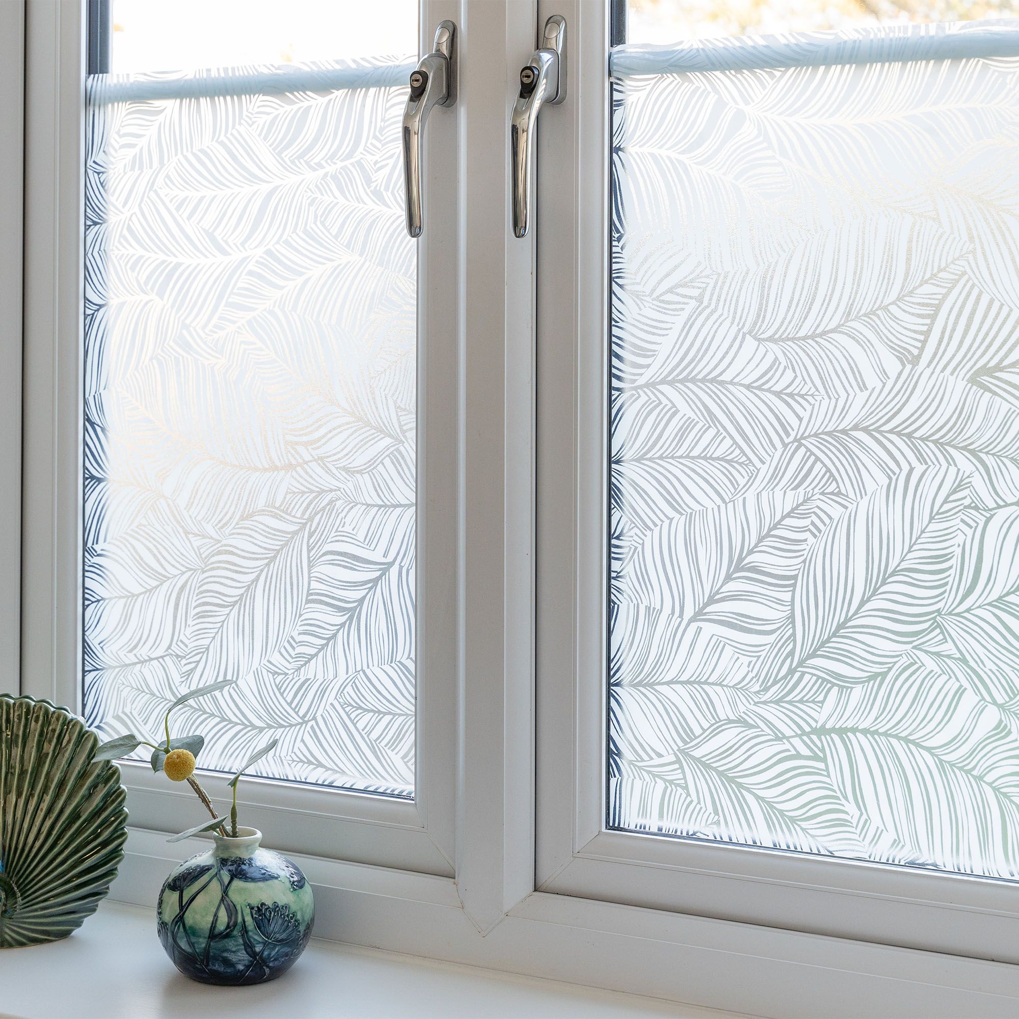 D-C-Fix Leaves Mid sheen White & Transparent Frosted effect Window ...