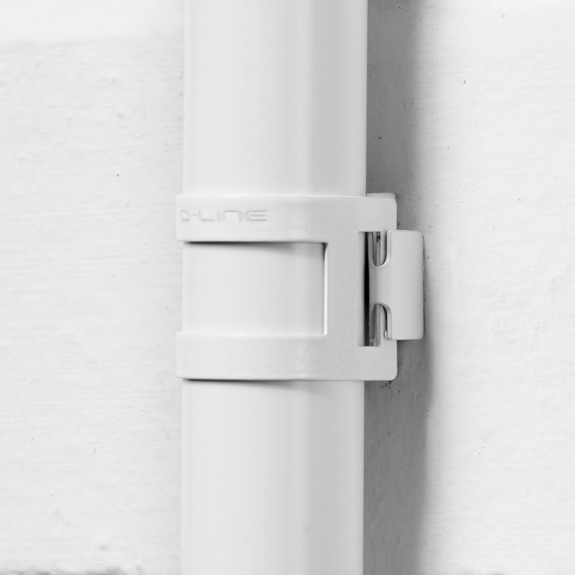 D-Line Steel 25mm White Fire-rated Conduit saddle, Pack of 5