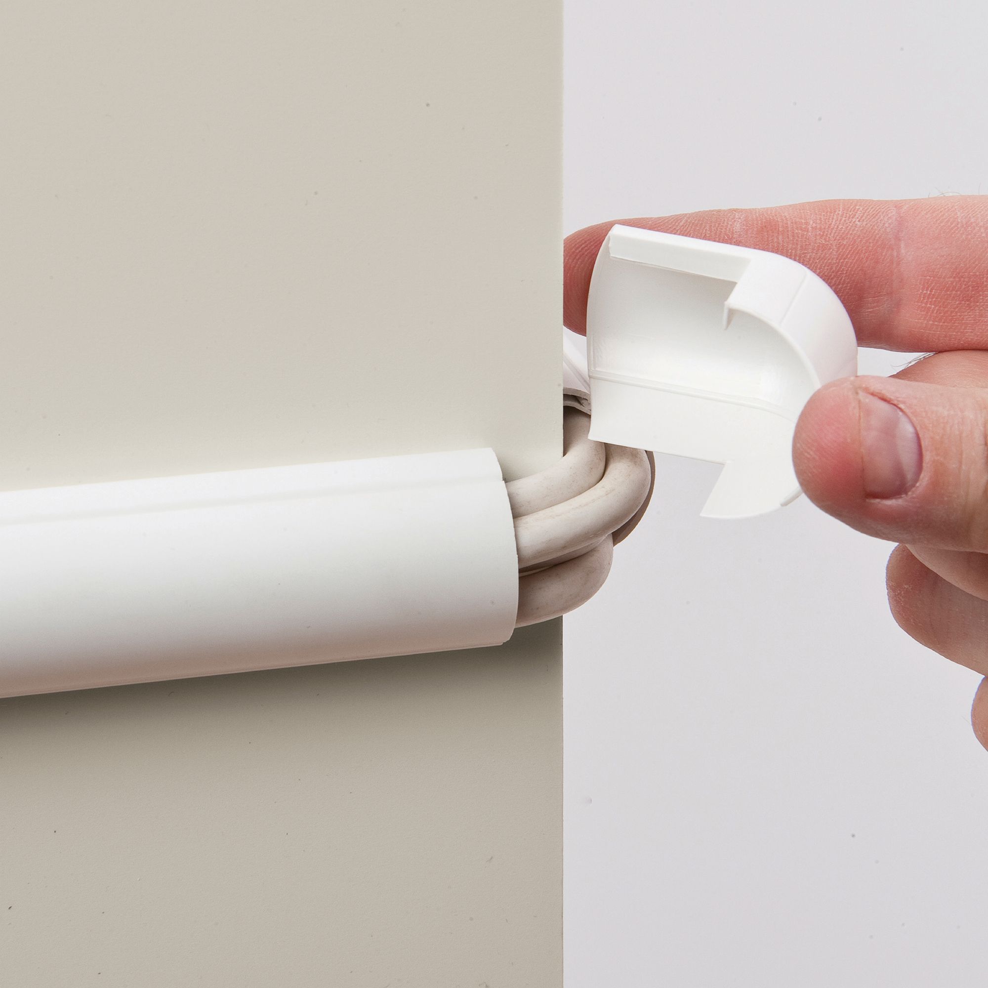 D-Line White 30mm x 15mm External Trunking angle, Pack of 2