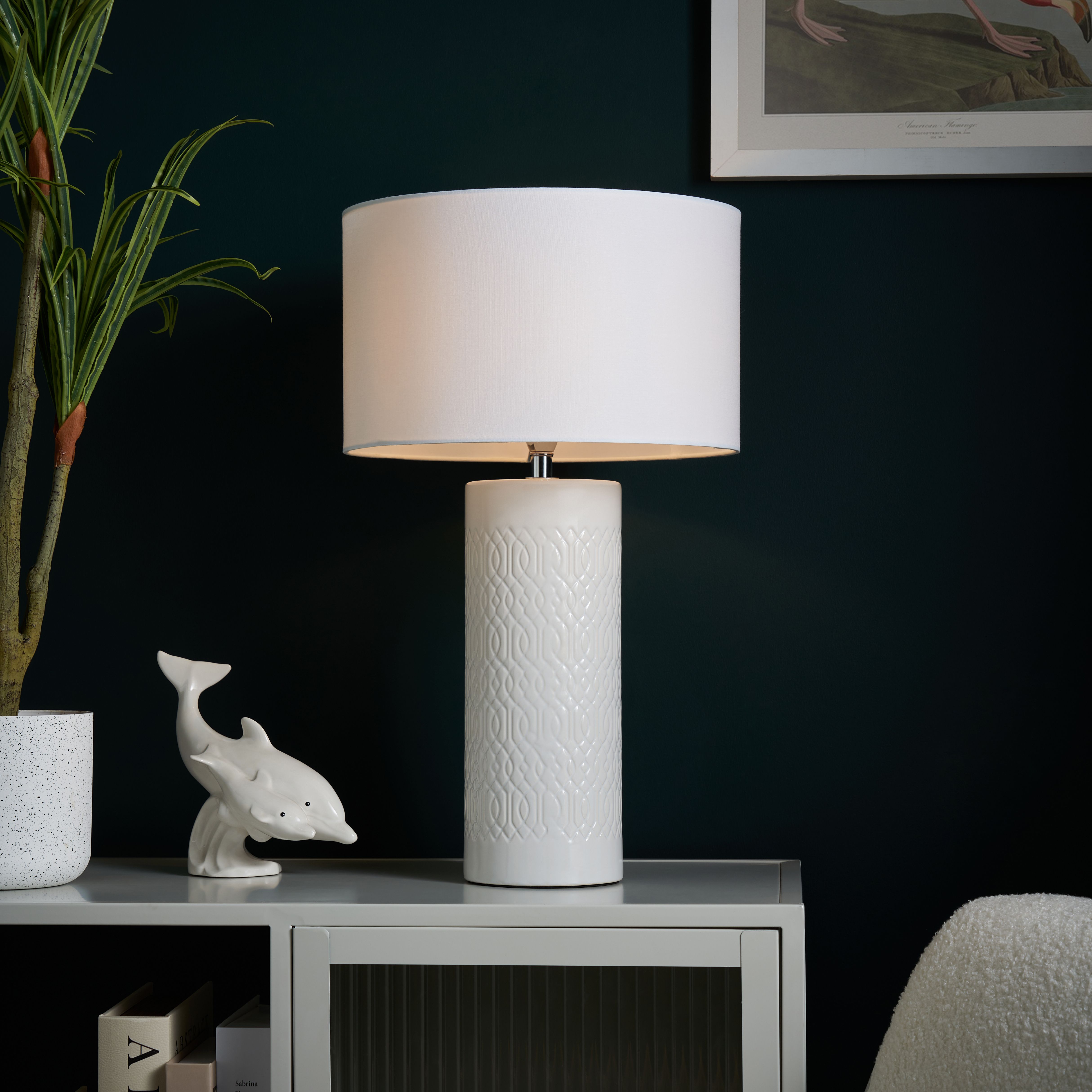Dactyl Embossed ceramic Cylinder Matt White Table light