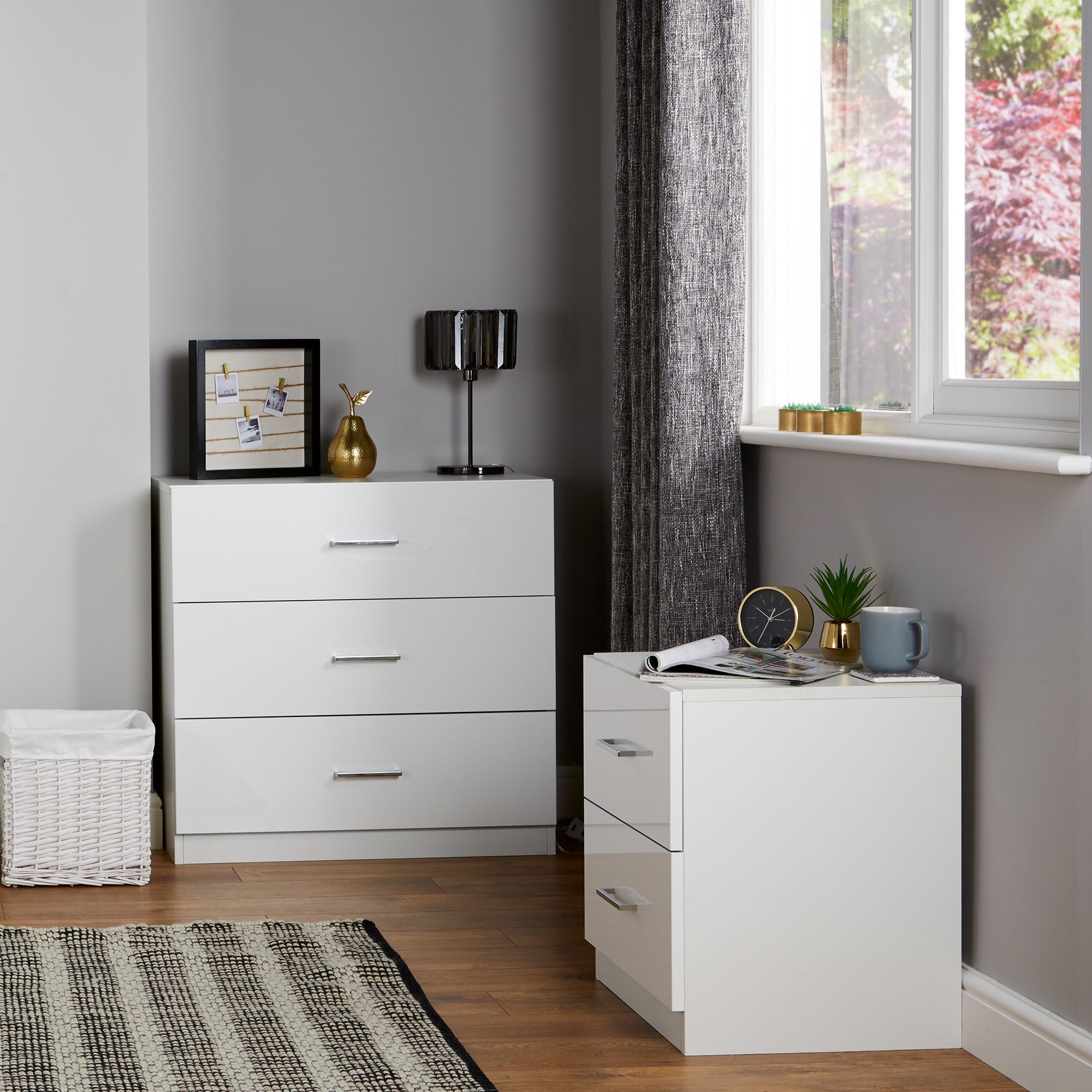 Darwin Gloss white 3 Drawer Chest (H)787mm (W)800mm (D)420mm