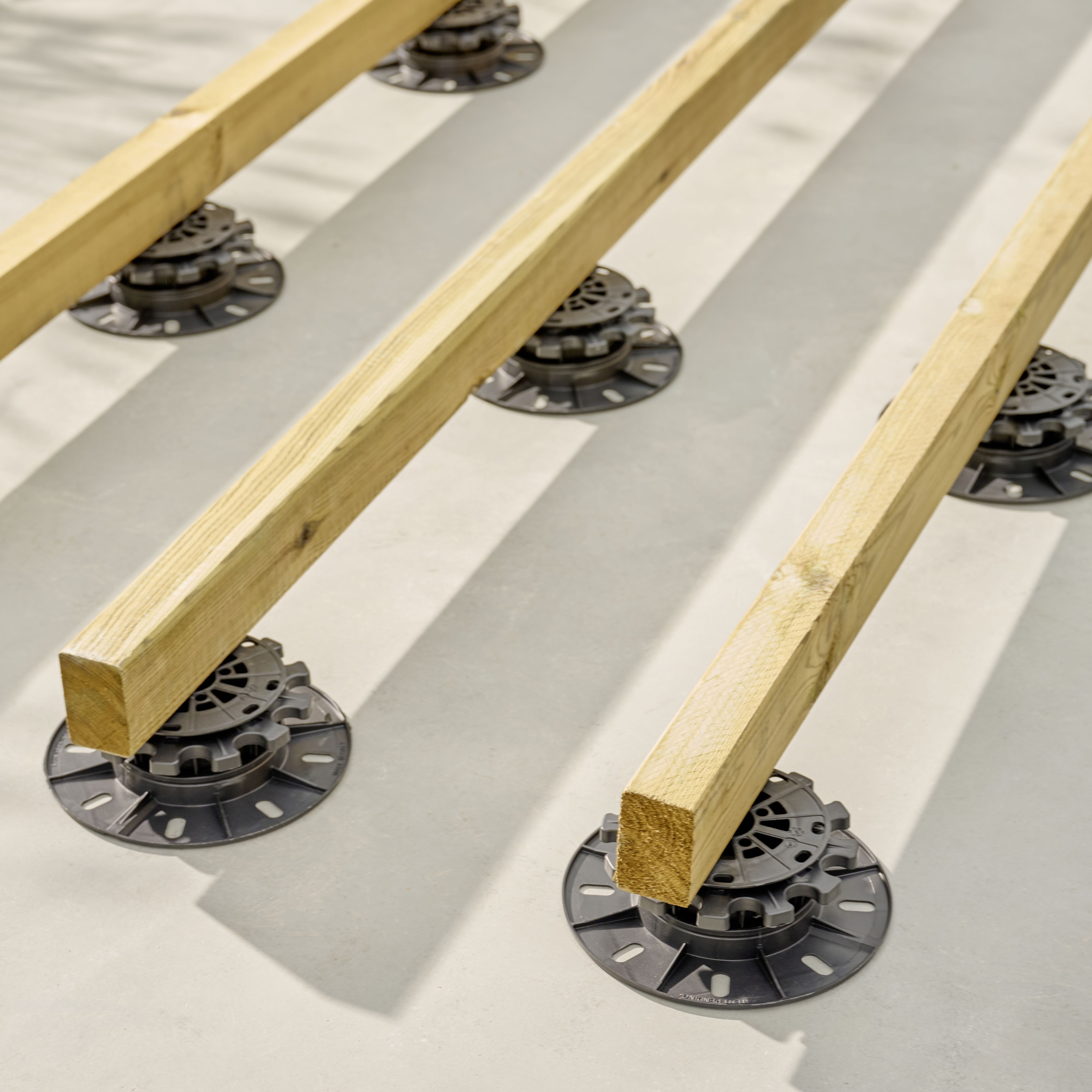 Deck riser (L) 35mm, Pack of 10