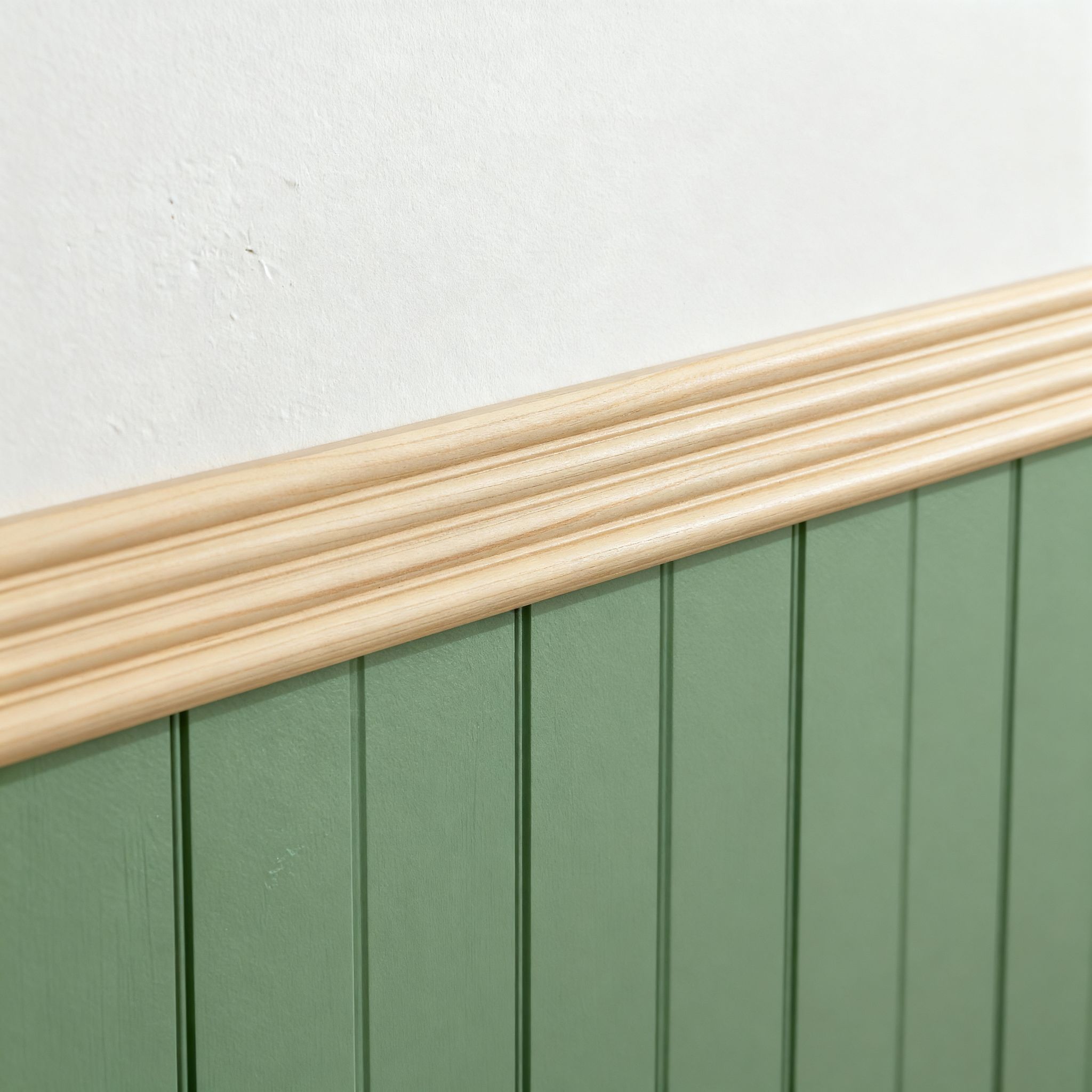 Decorative Unfinished Pine Reeded angle Moulding (L)2400mm (W)35mm (T)4.5mm