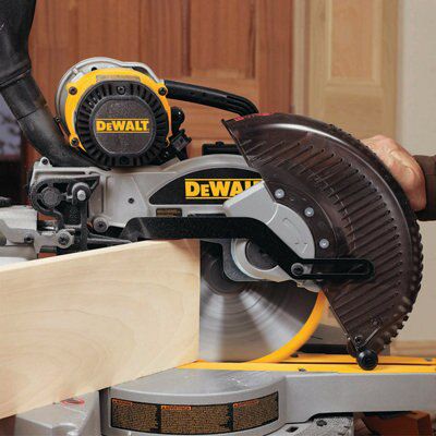 DeWalt 1675W 240V 250mm Corded Sliding mitre saw DW717XPS-GB