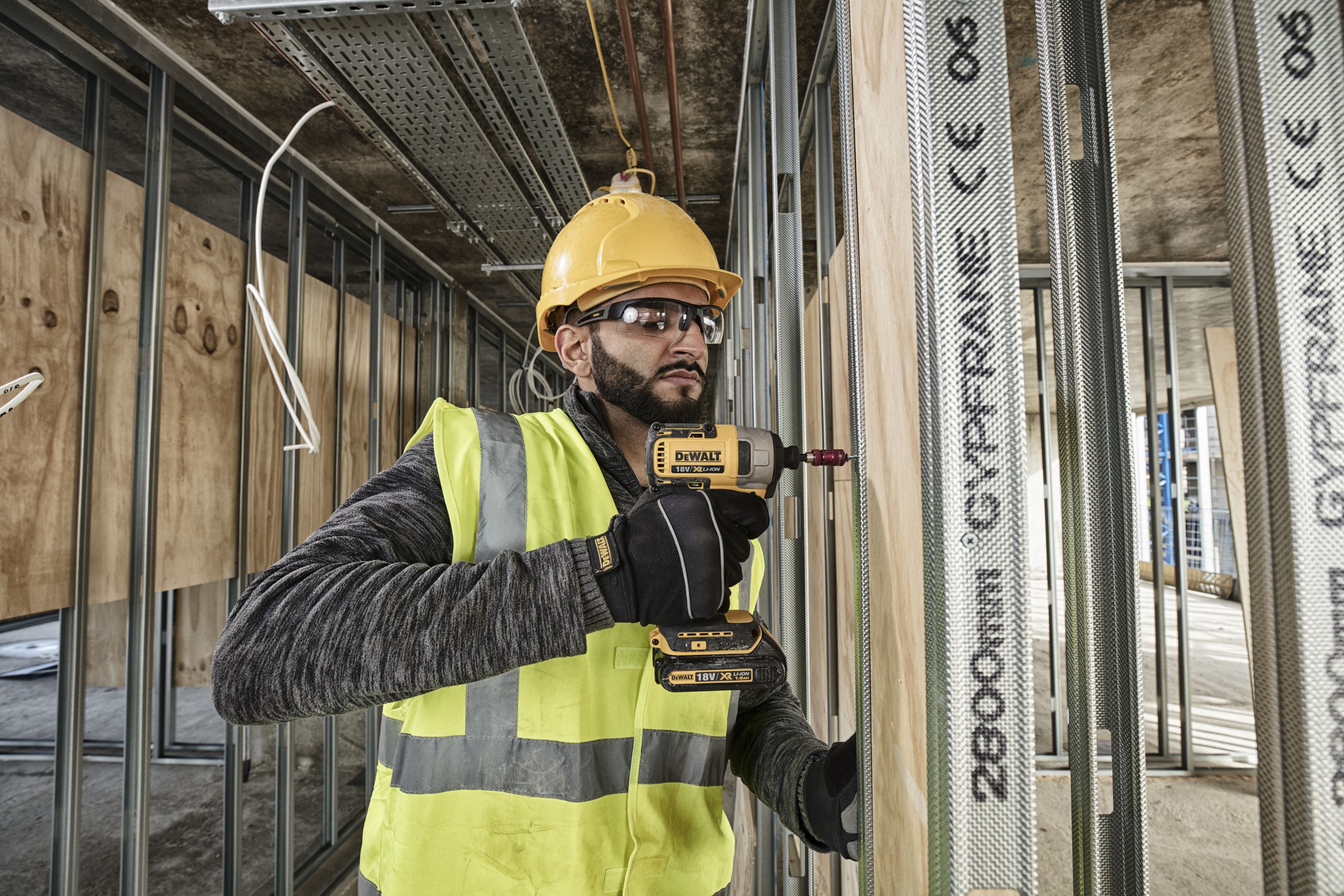 Refurb DeWalt DCZ298D2T-SFGB 18V 2 x 2.0Ah Li-Ion XR  Cordless Combi Drill & Impact Driver Twin Pack - 9