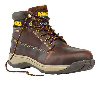 B&q safety 2024 boots dewalt